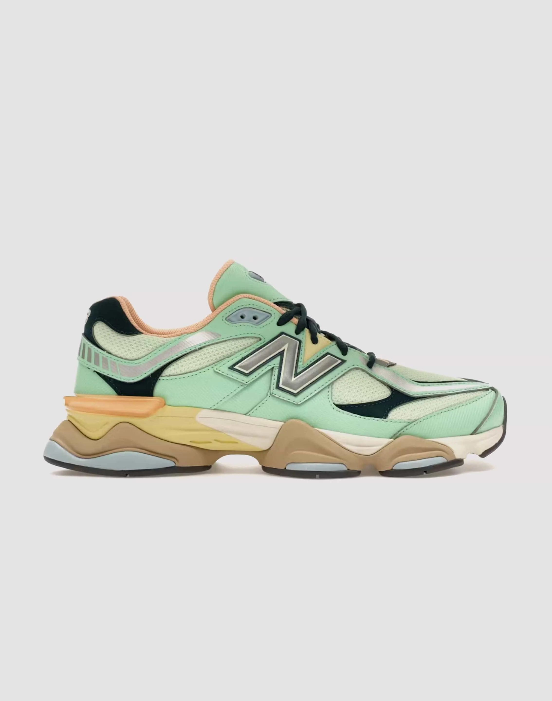 New Balance 9060 Craftsmanship