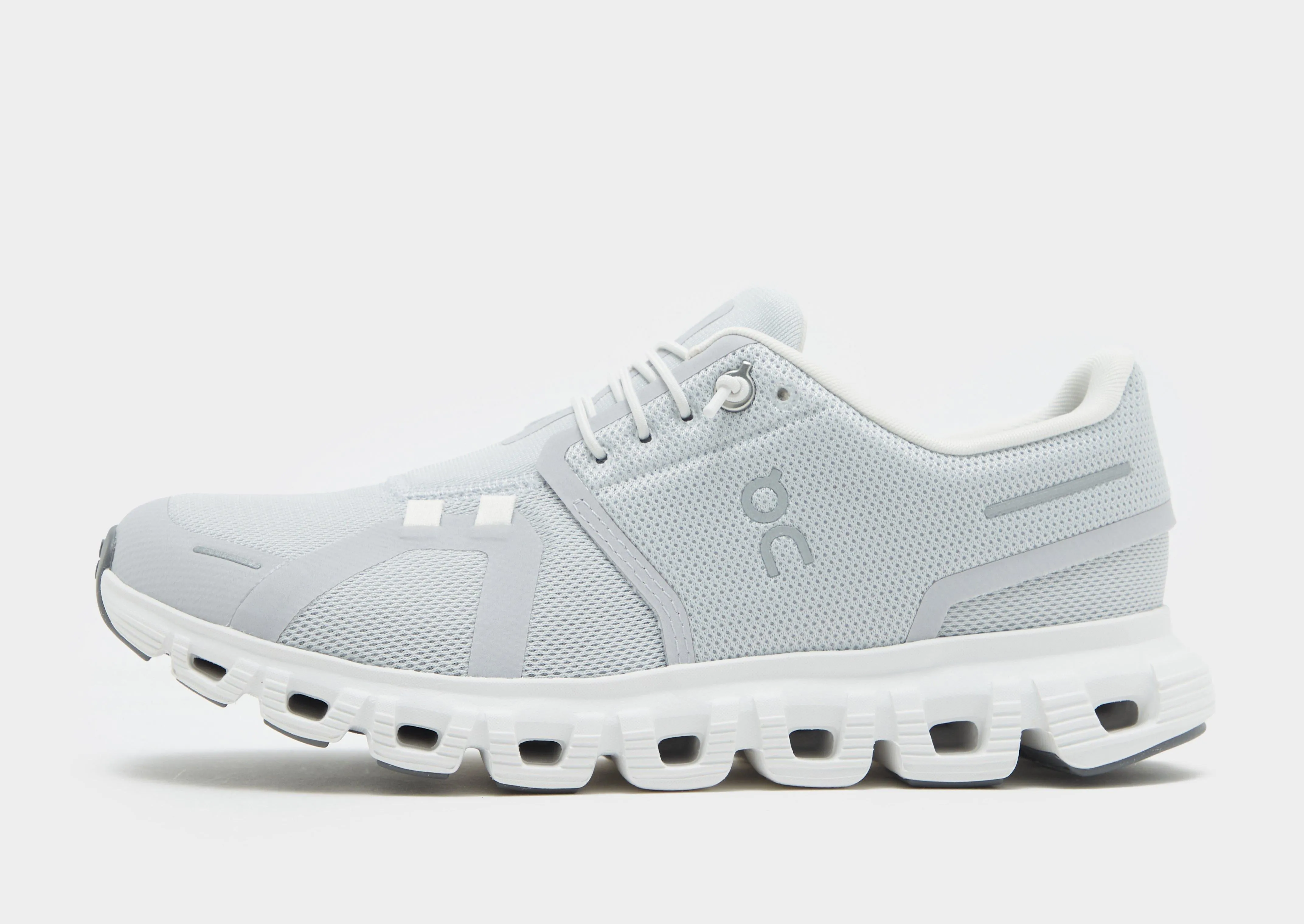 Cloud 6 Women's Refined chic