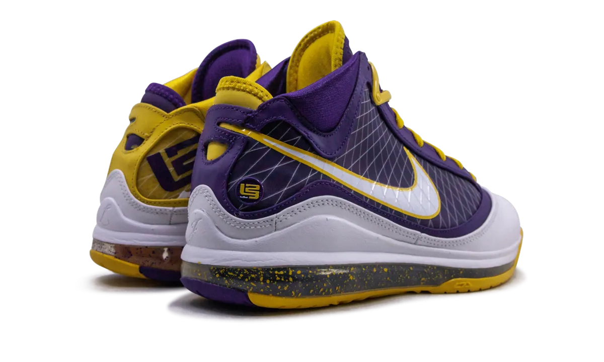 Air Max Lebron 7 "Media Day" Long-Lasting Fit Impact Resistant Foam