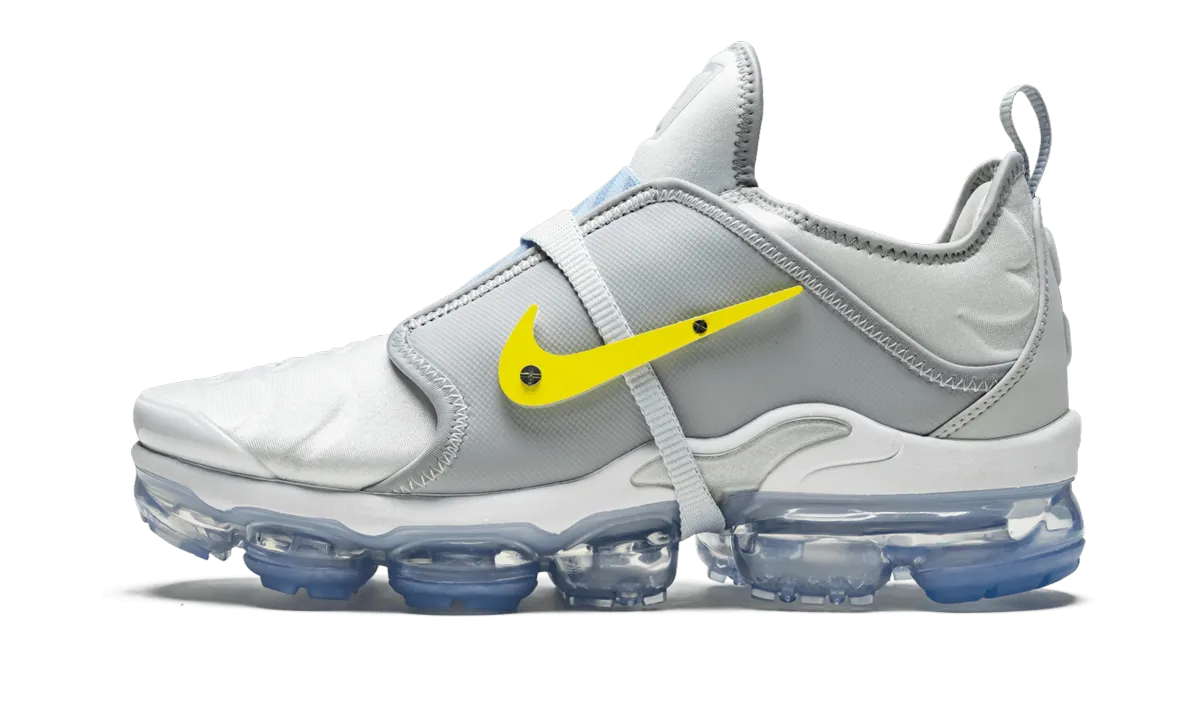 tactical shoes webbing - strap shoes Air VaporMax Plus "On Air - Paris Works In Progress"