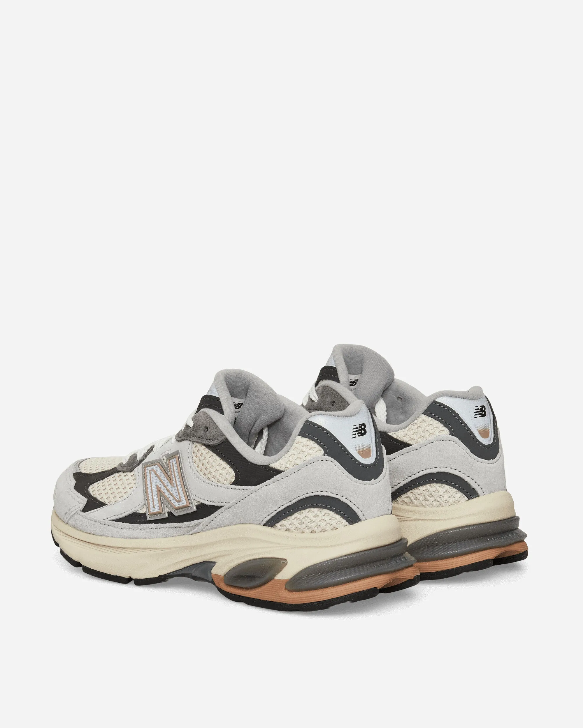 2010 Sneakers Brighton Grey / Linen Daily Performance