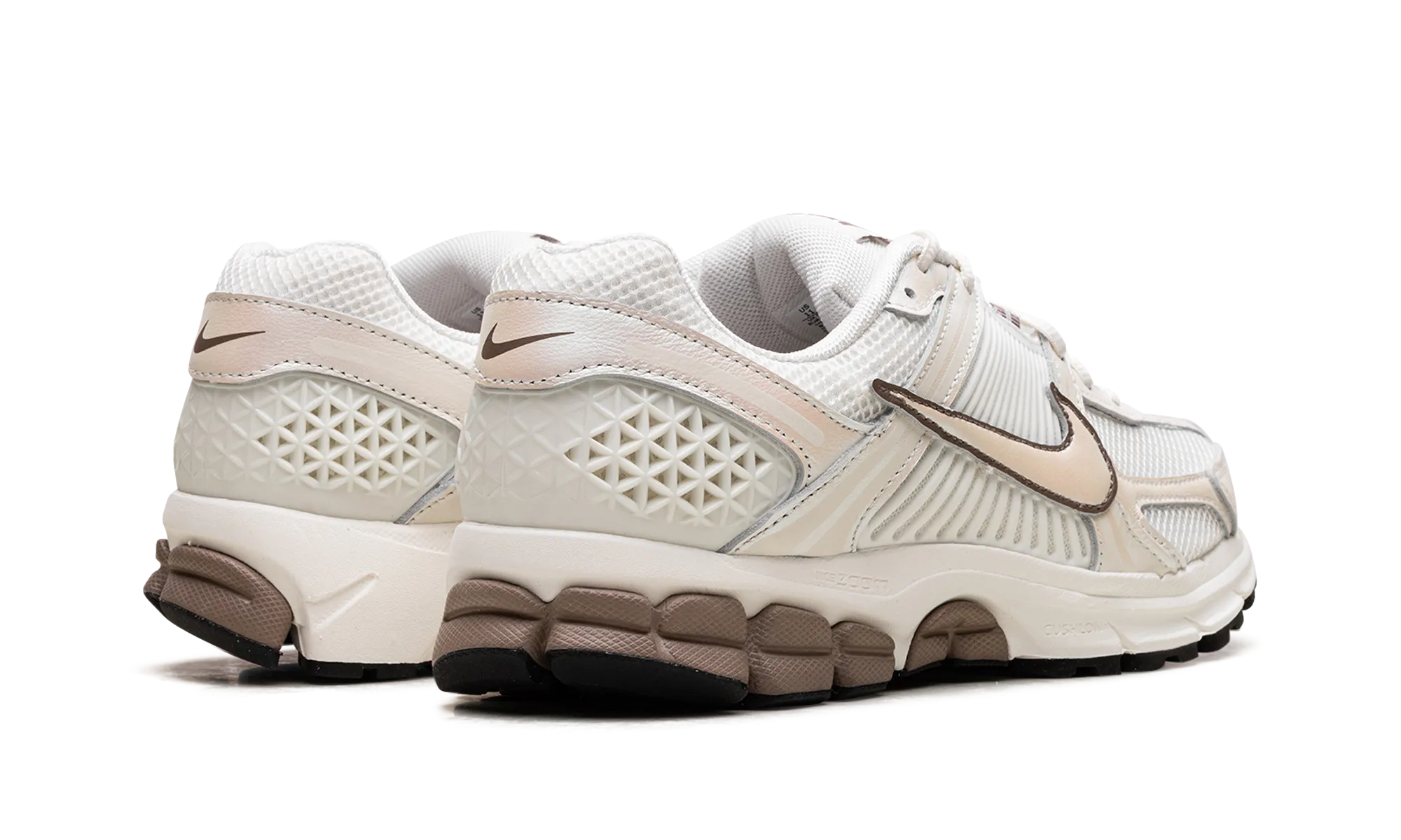 Speed Enhancement adult satisfaction Air Zoom Vomero 5 WMNS "Sail Mink Brown"