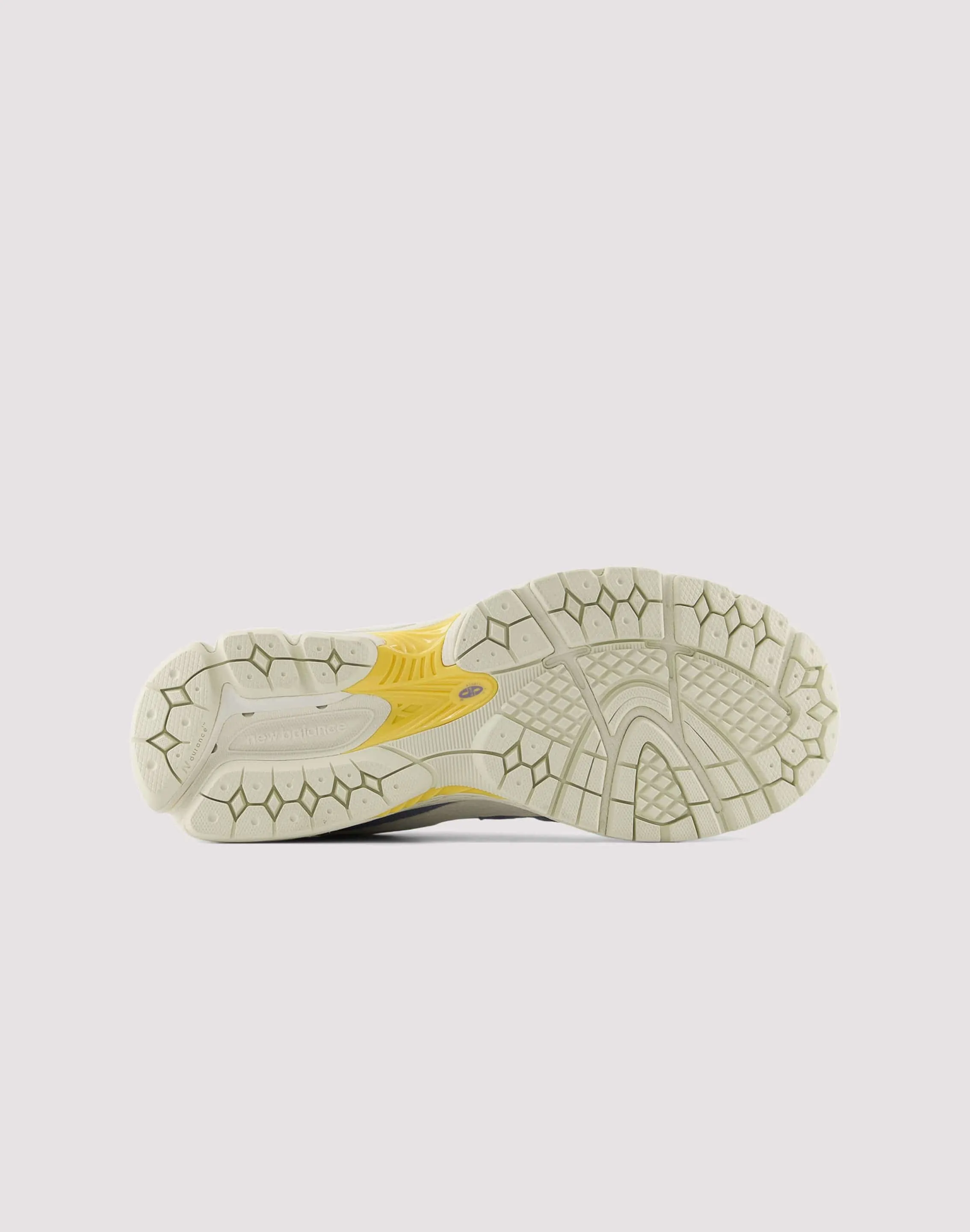 Italian Glam New Balance 2002R