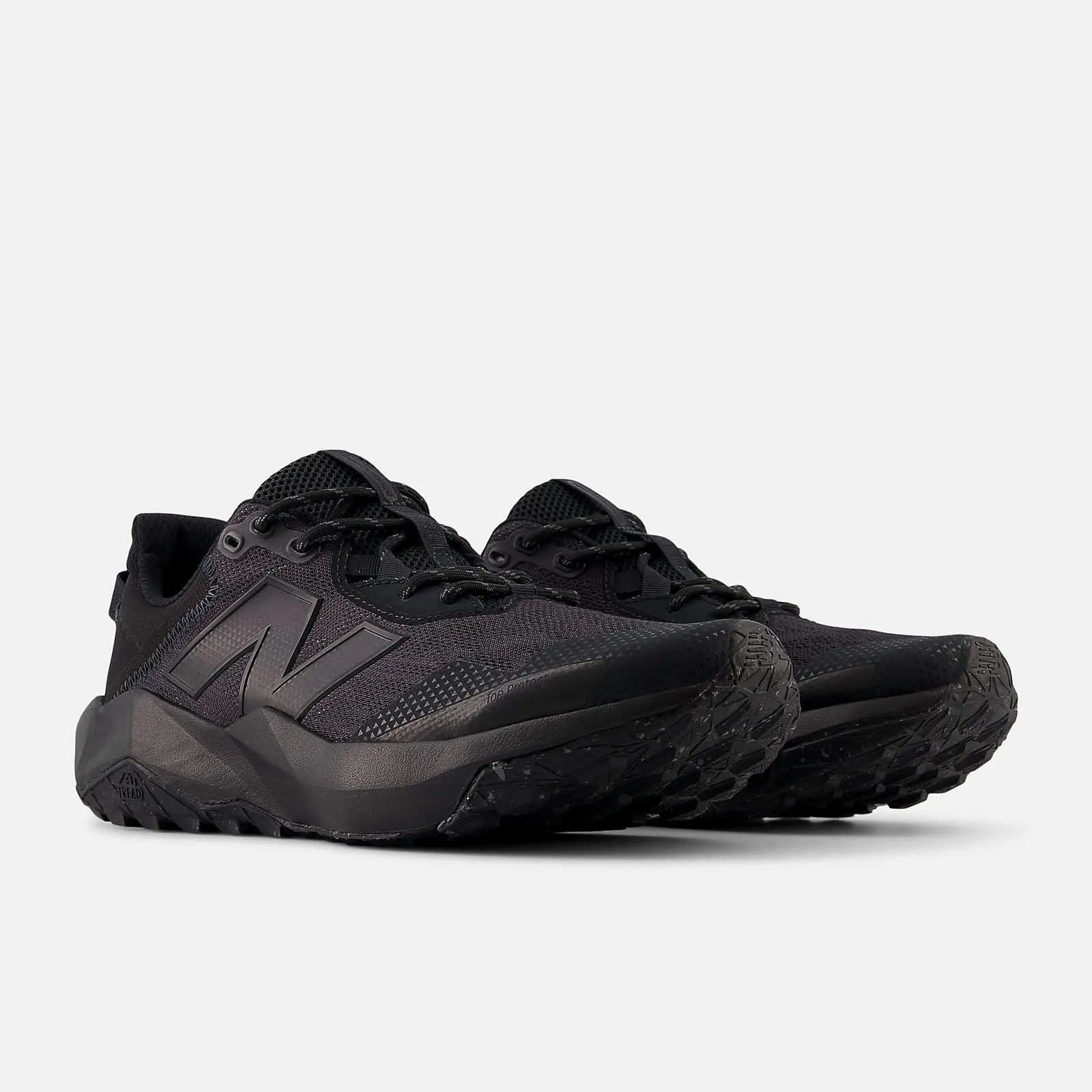 New Balance Men'S Dynasoft Nitrel V6 Triple Black Trail Shoes Chic Cool