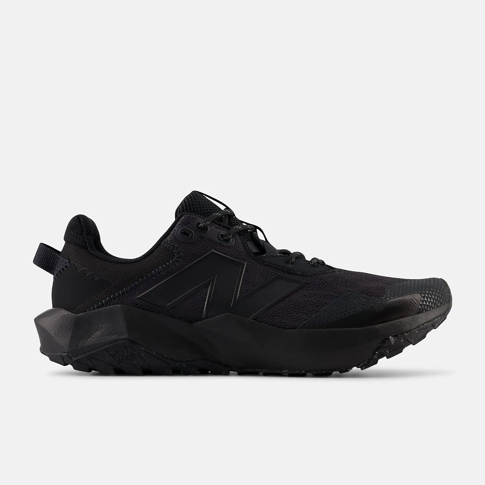 New Balance Men'S Dynasoft Nitrel V6 Triple Black Trail Shoes Flexibility Feature