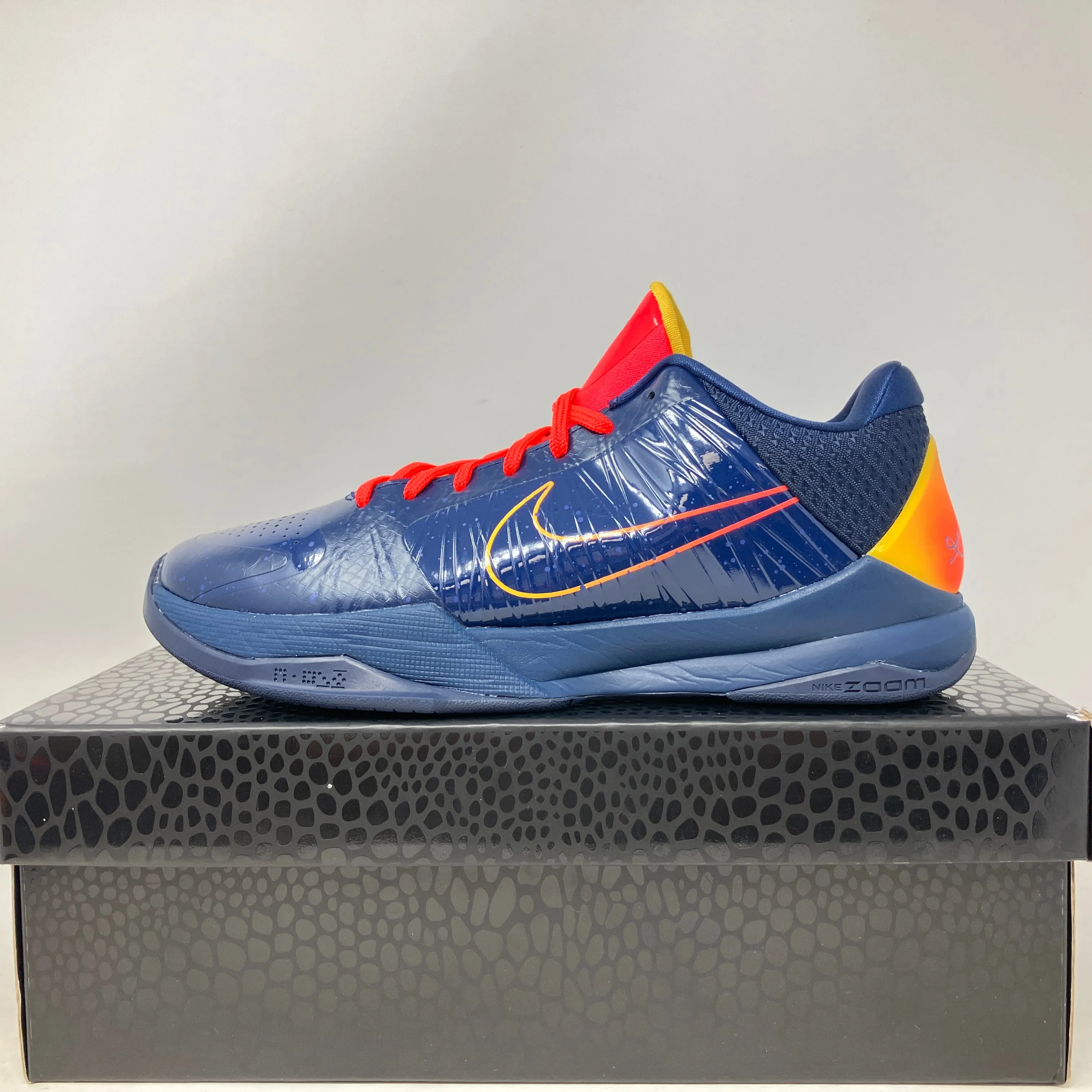 Comfortable Straps Minimalist Nike Kobe 5 Protro Caitlin Clark Indiana Fever