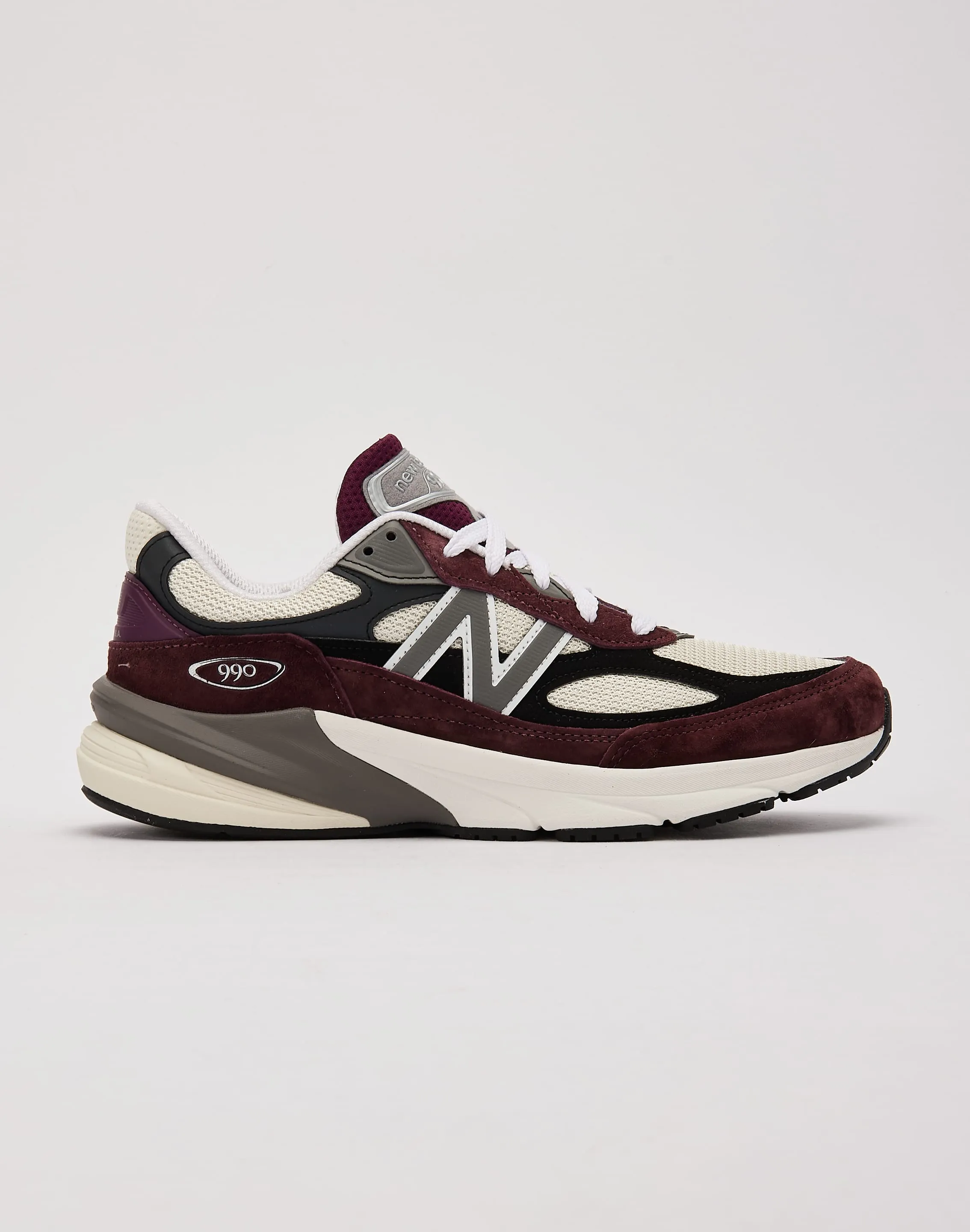 New Balance MADE In USA 990v6 Leg Slim