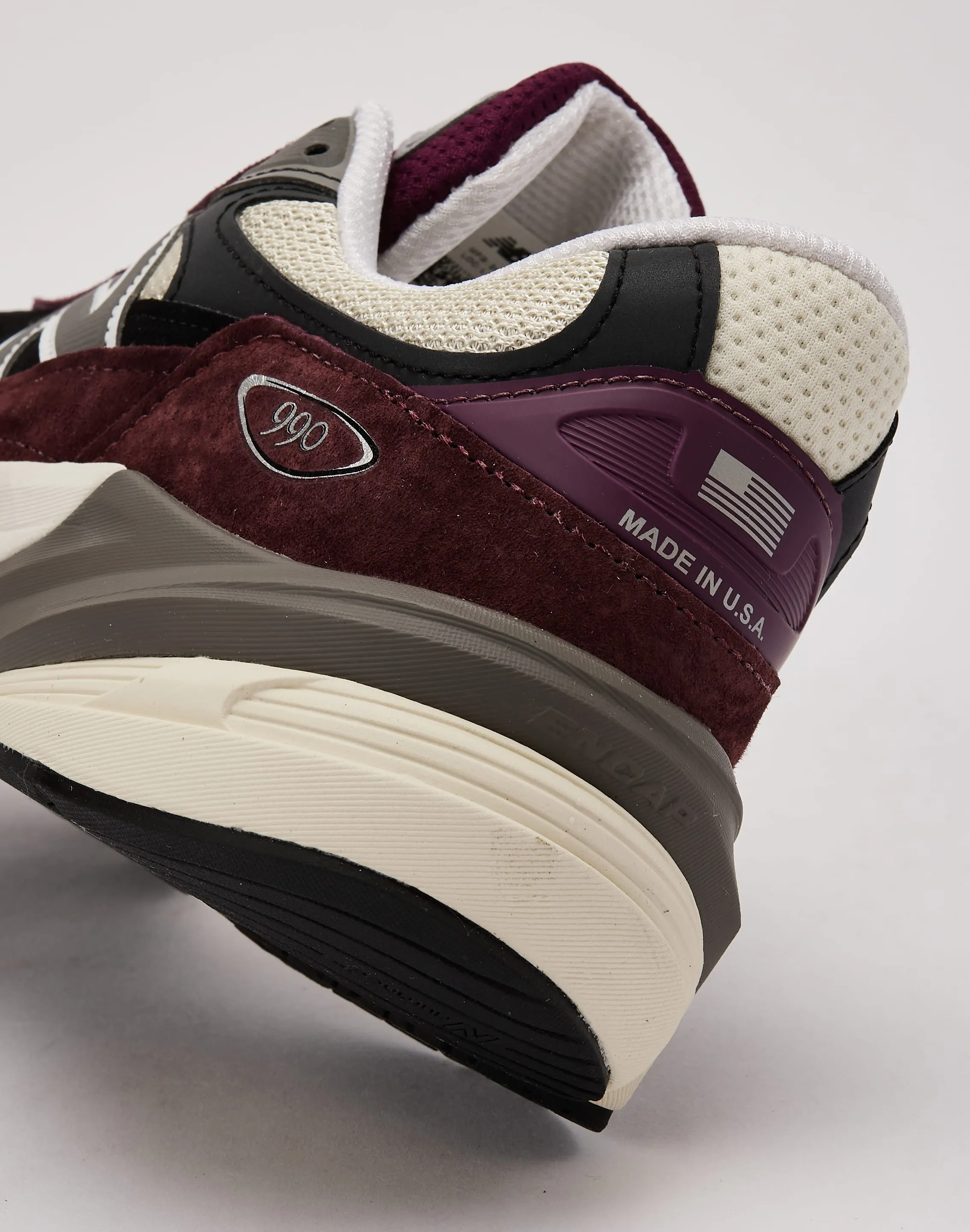 New Balance MADE In USA 990v6 Comfort Midsole Leather