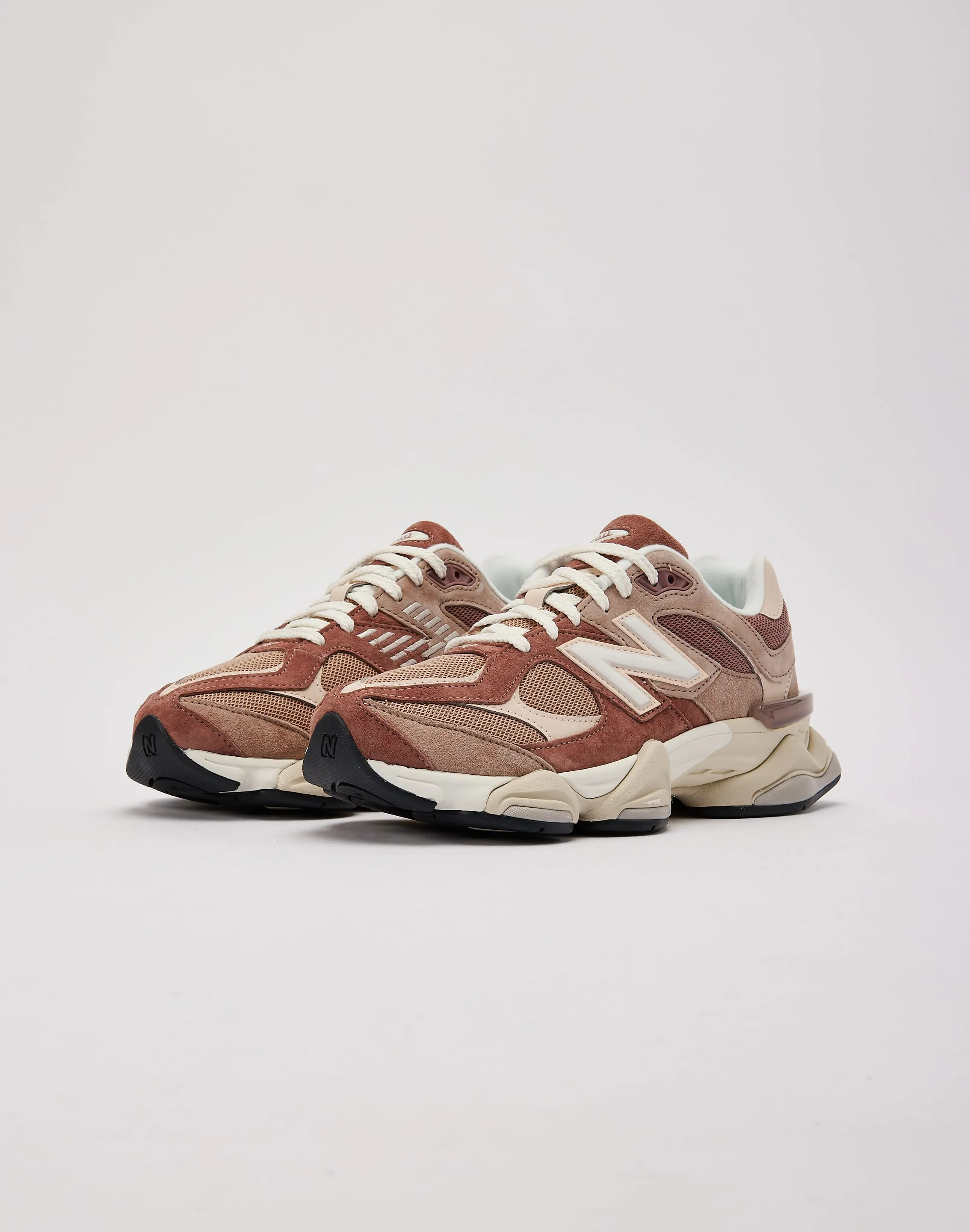 Matte Base New Balance 9060