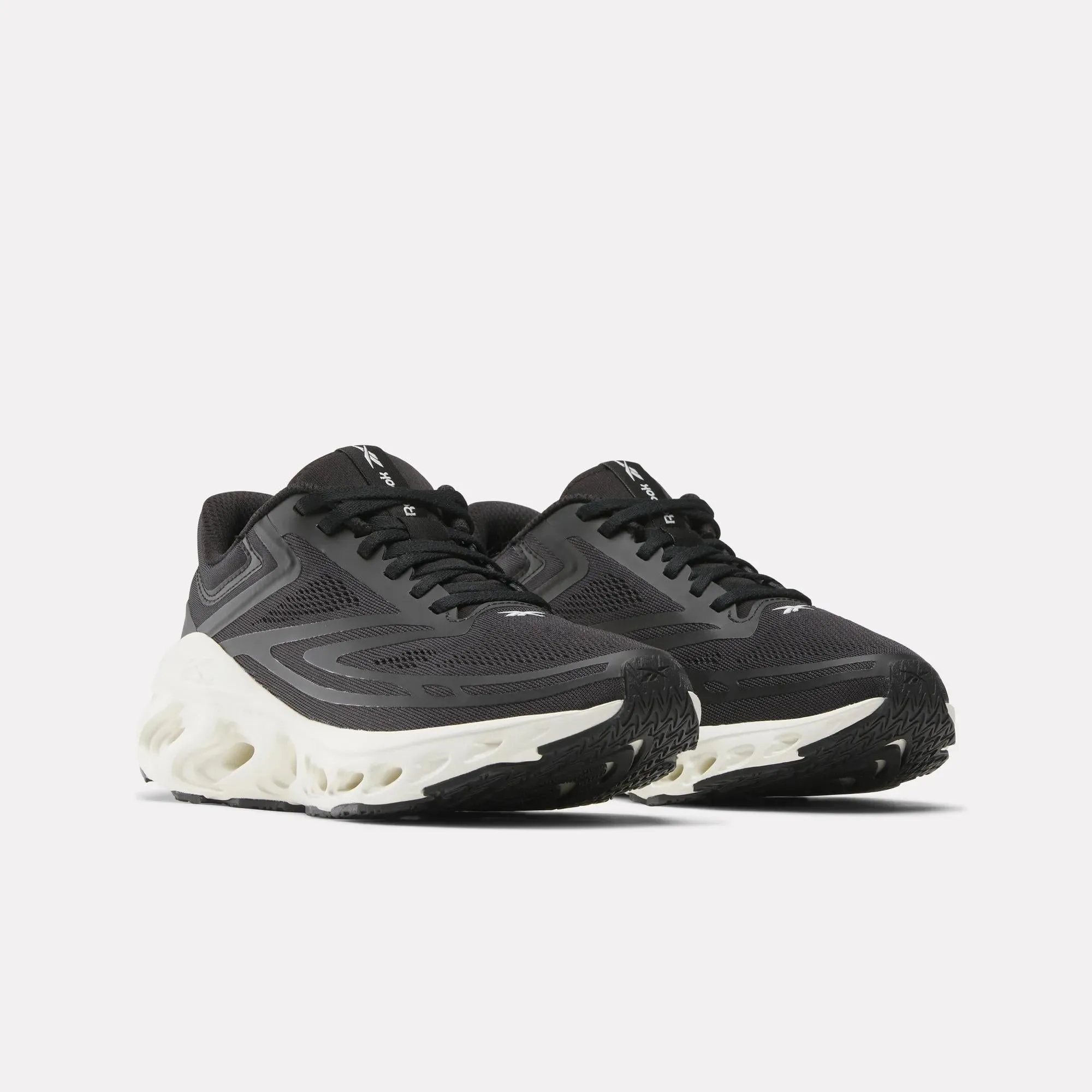 running shoes for marathons Women's Fuel Flex Run Shoes