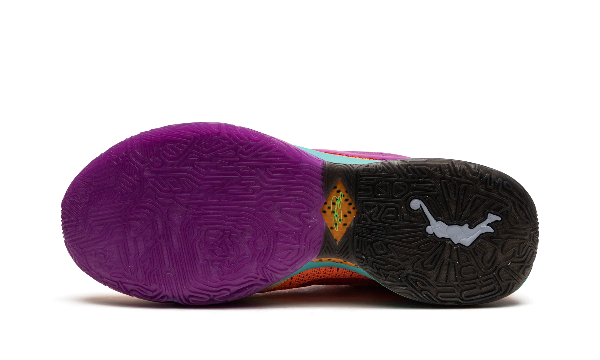 Composite Layer Midsole LeBron 20 "Chosen 1"