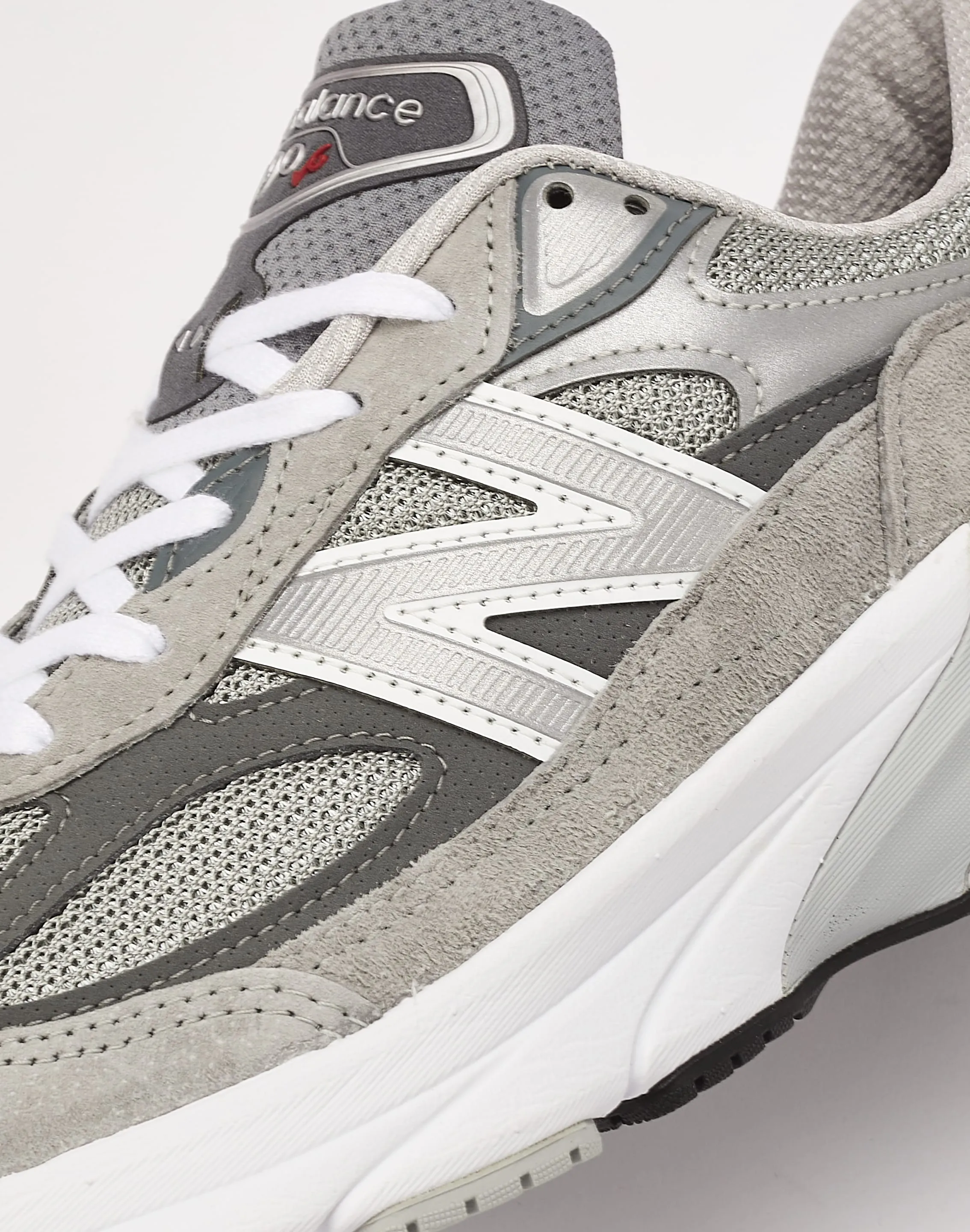 New Balance 990v6 heel cup
