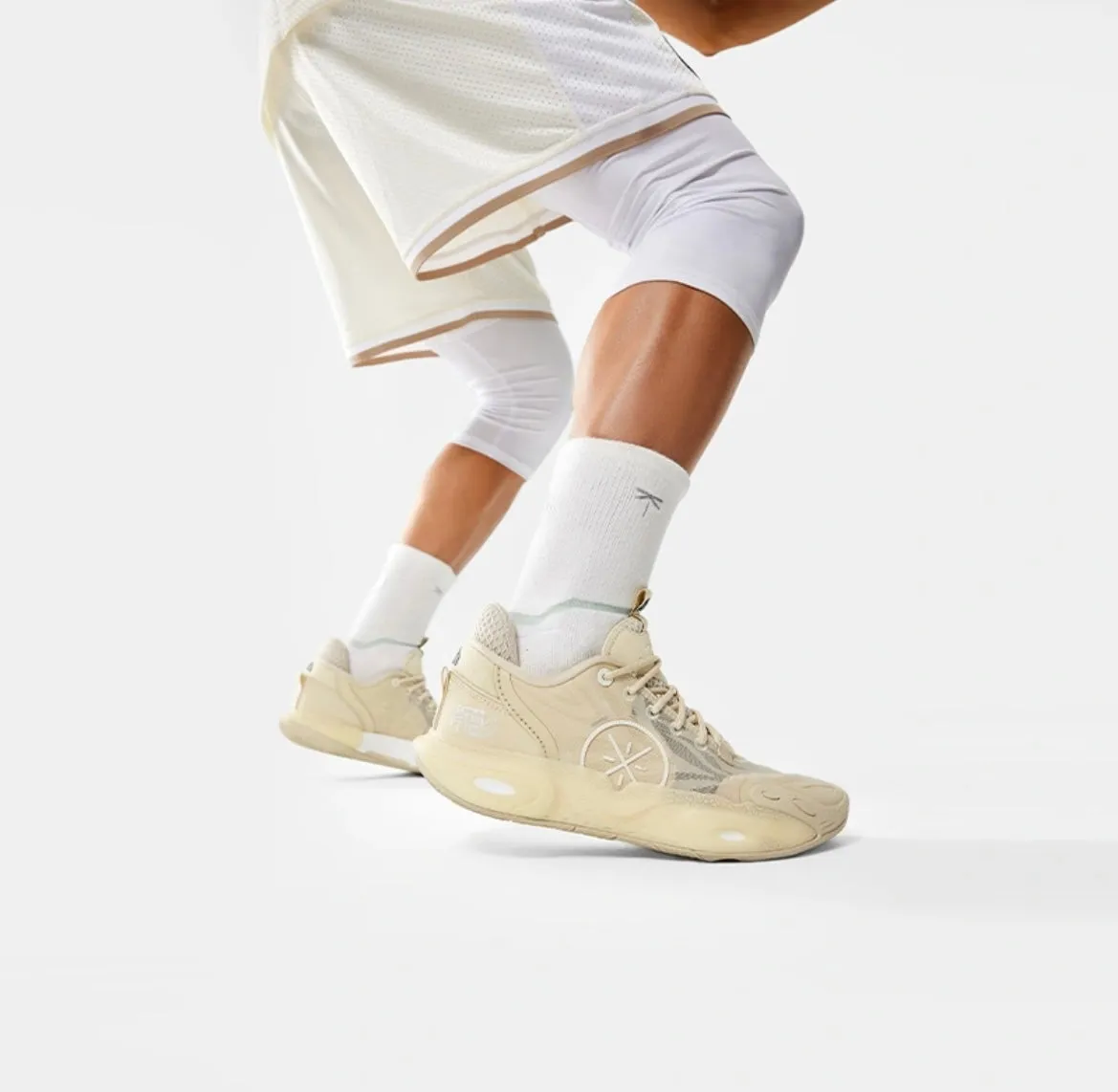Li-Ning Wade All City 12 - Light Brown Energy Return Tech Jump Performance