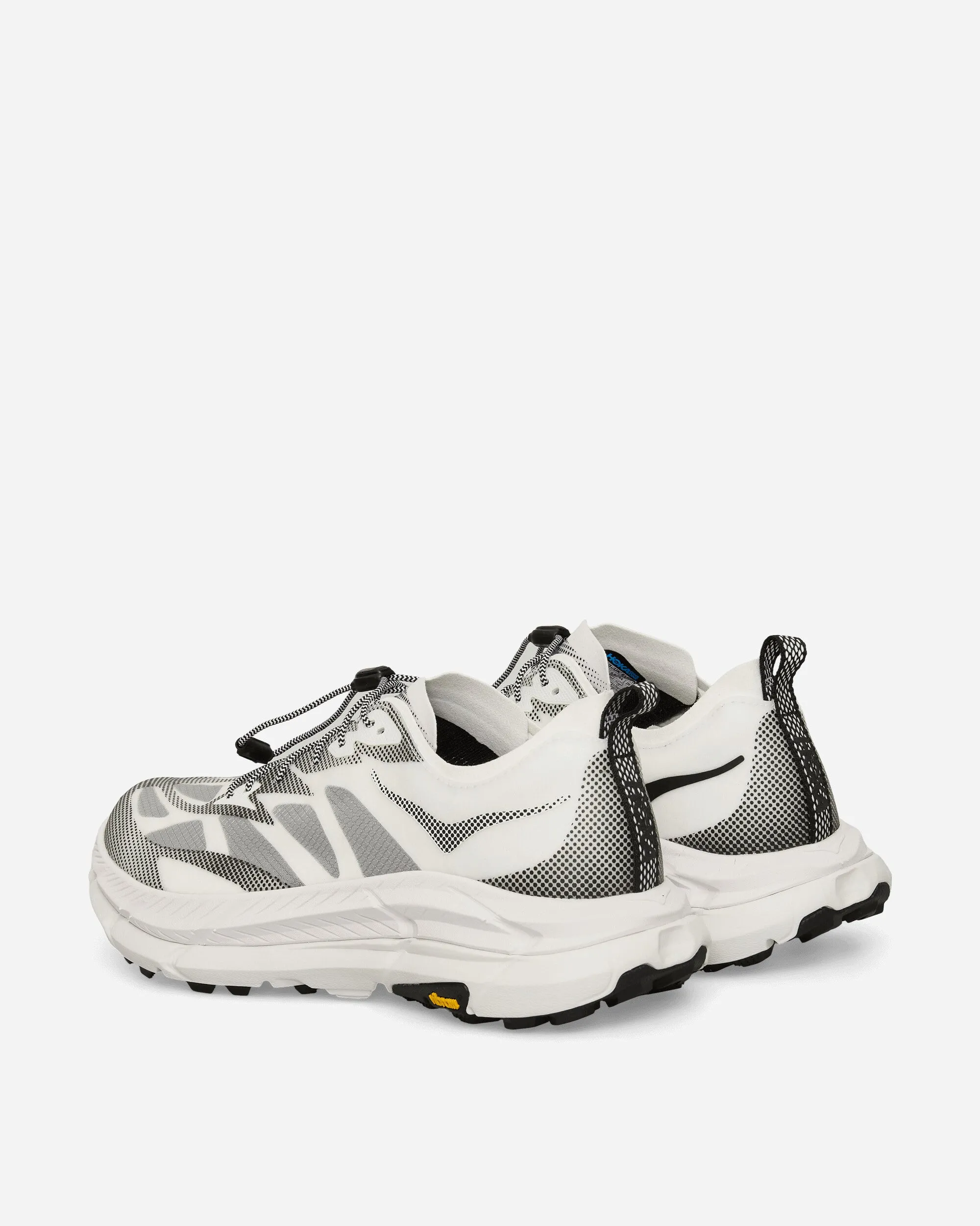 Stealth/Tech Mafate Speed 4 Lite Sneakers White / Black Affordable Eco Friendly Fabric