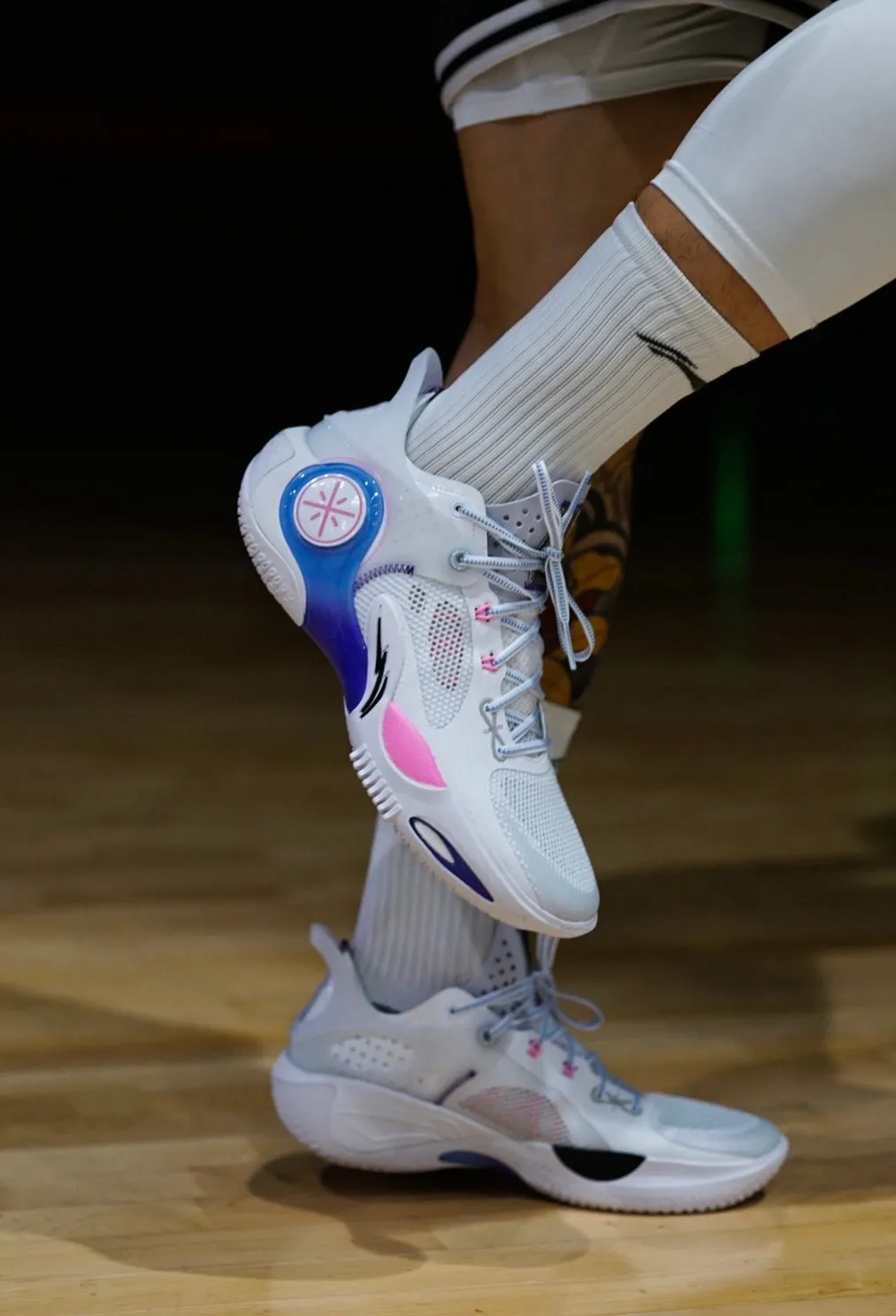 Li-Ning Wade Fission 8 - Wing Vein Breathable Lining Flex Groove Outsole
