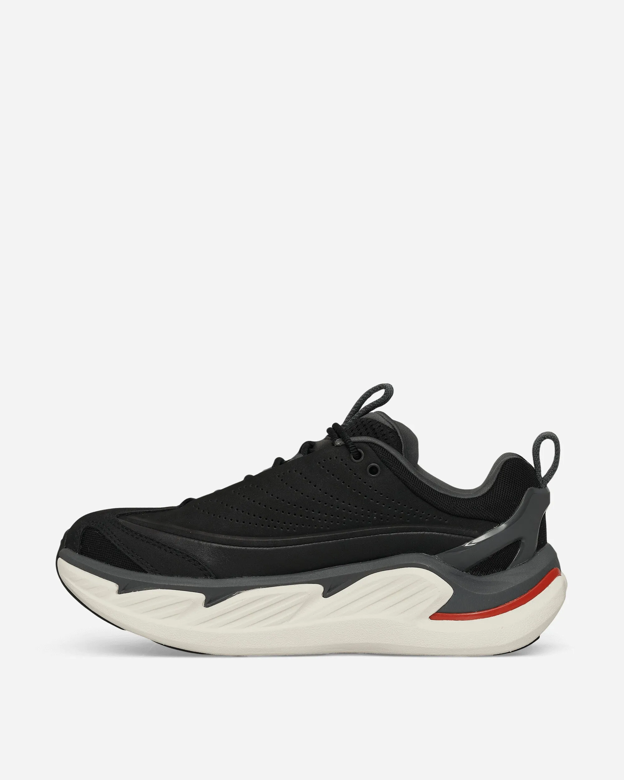 Elevon X Sneakers Black / Outer Orbit Outfit Boost Low Profile