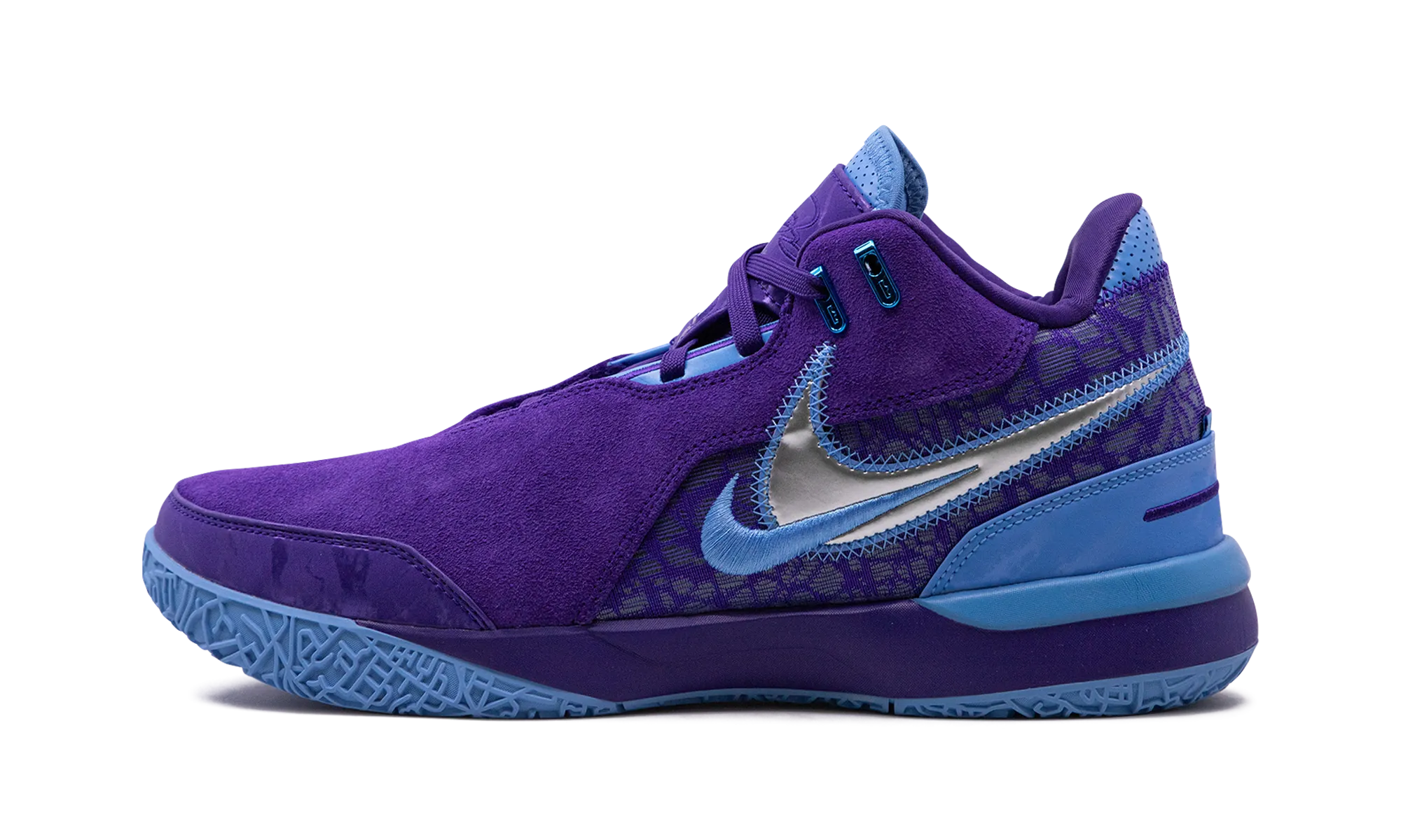 Lebron NXXT Gen AMPD EP "MPLS" Hexagonal Outsole