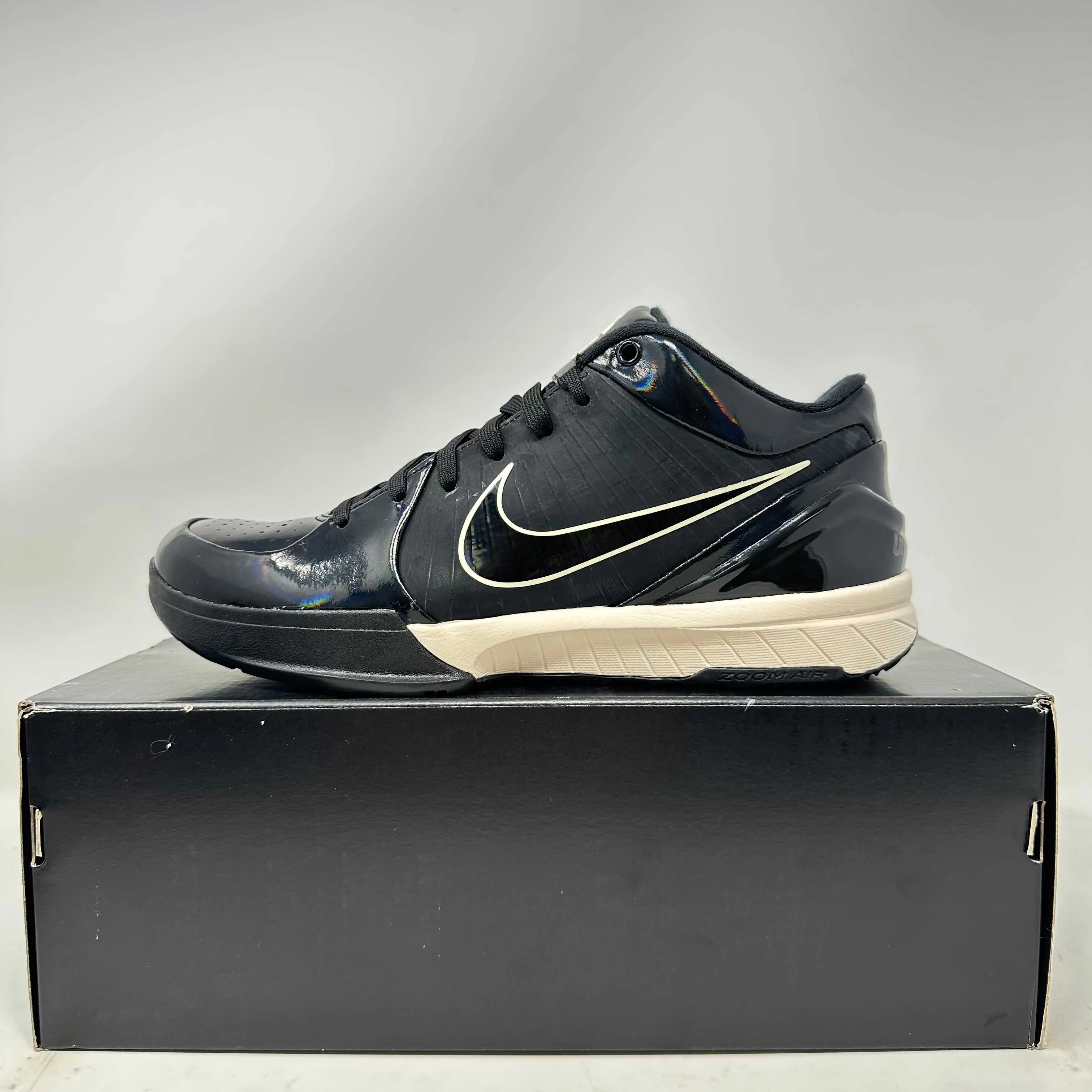 Nike Kobe 4 Protro Undefeated Black Mamba Non Slip Footbed