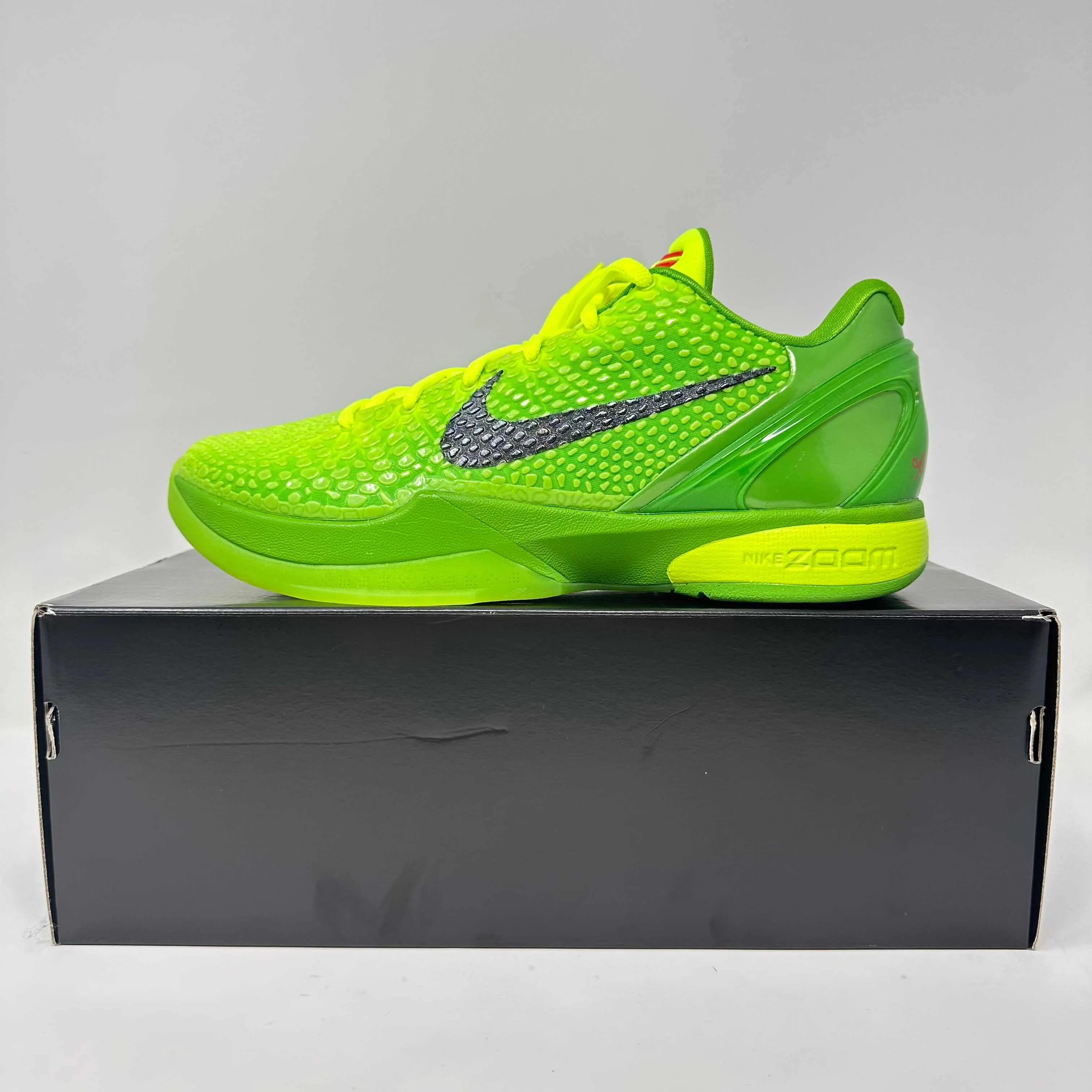 SlimFit Nike Kobe 6 Protro Grinch (2020)