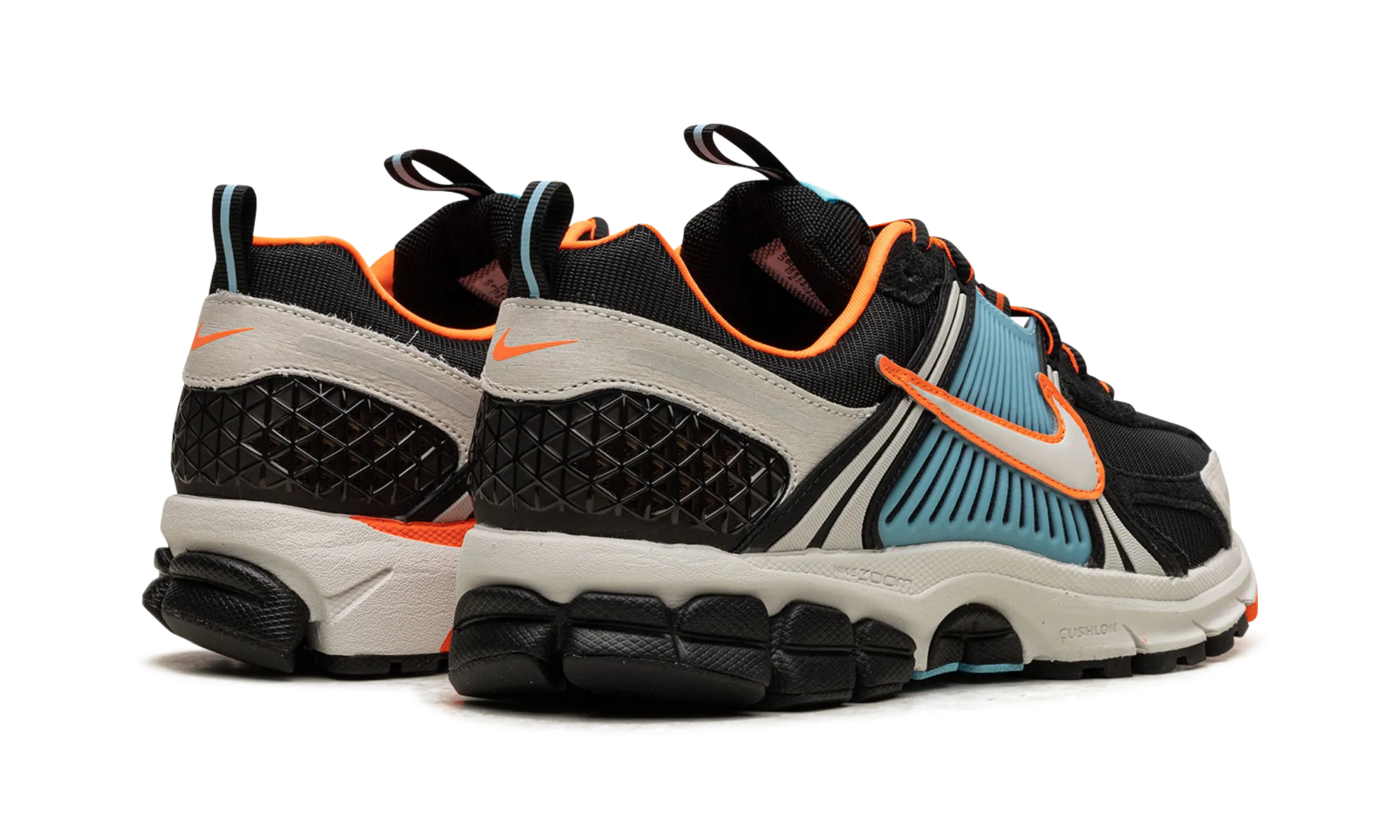 ZOOM VOMERO 5 WMNS "Black/Blue Gaze" warm weather running shoe case