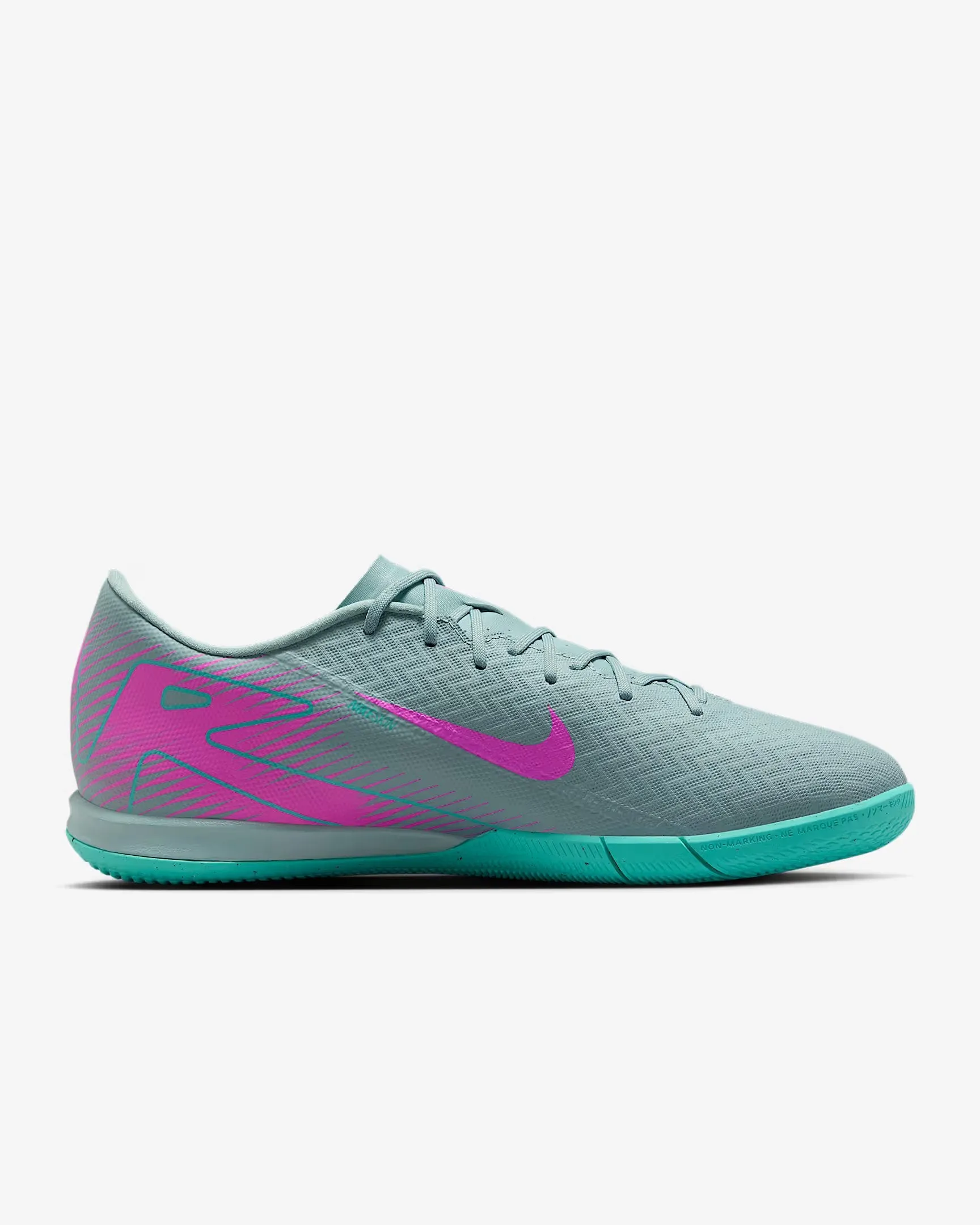 Chic Cool Viral Pop MERCURIAL VAPOR 16 ACADEMY IC