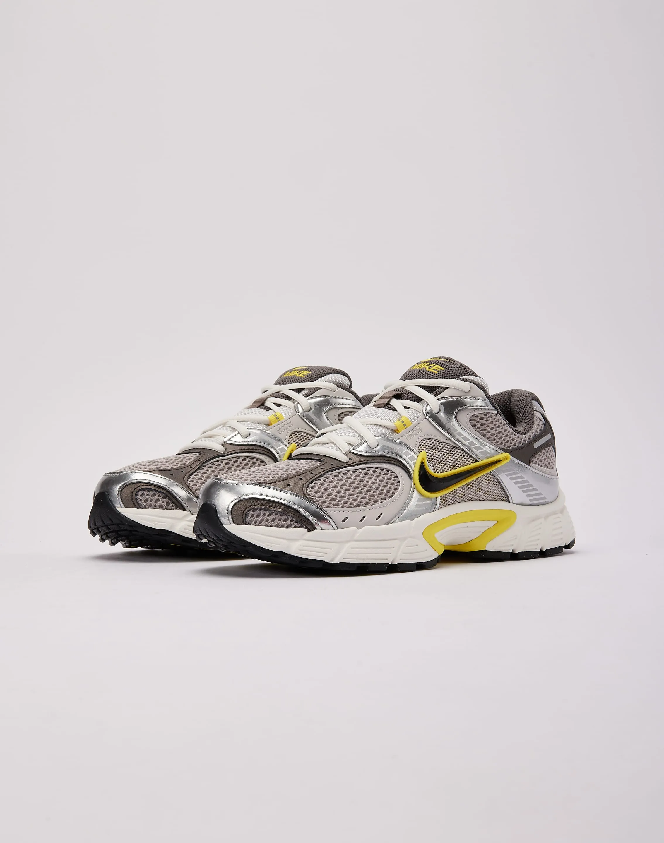 Mix Hue Neo Pop Nike V5 RNR