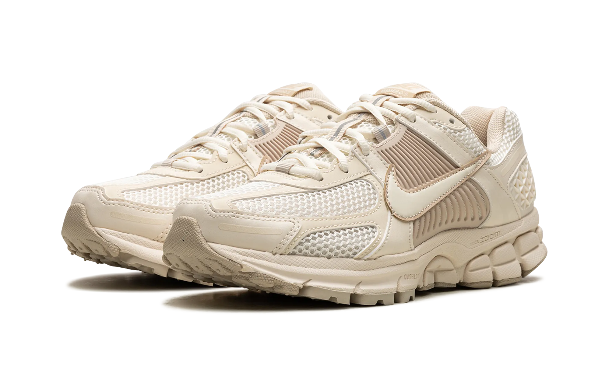 Supportive Design suede shoes Zoom Vomero 5 WMNS "Sail"