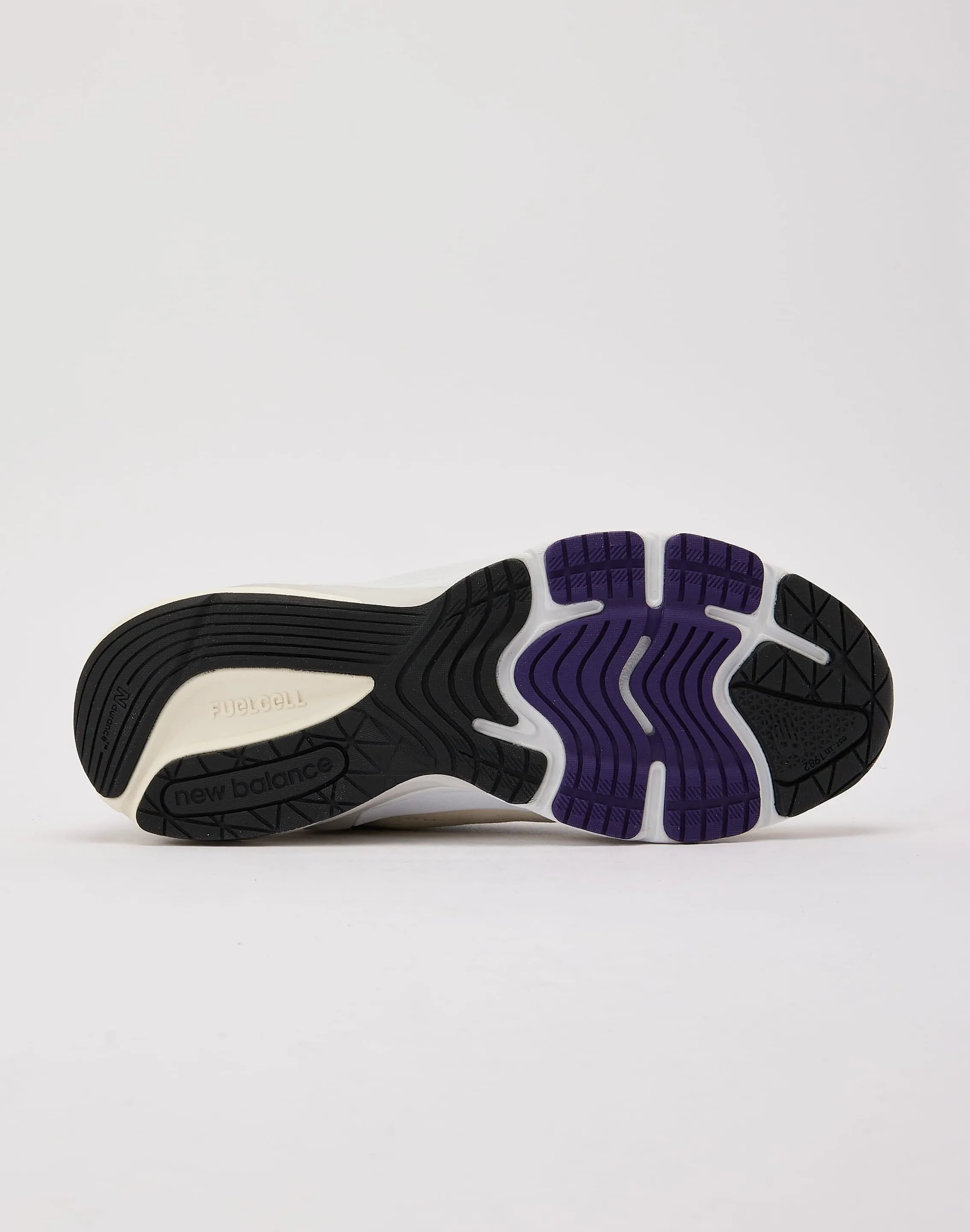 Global Fit Petite Fit New Balance MADE In USA 990v6