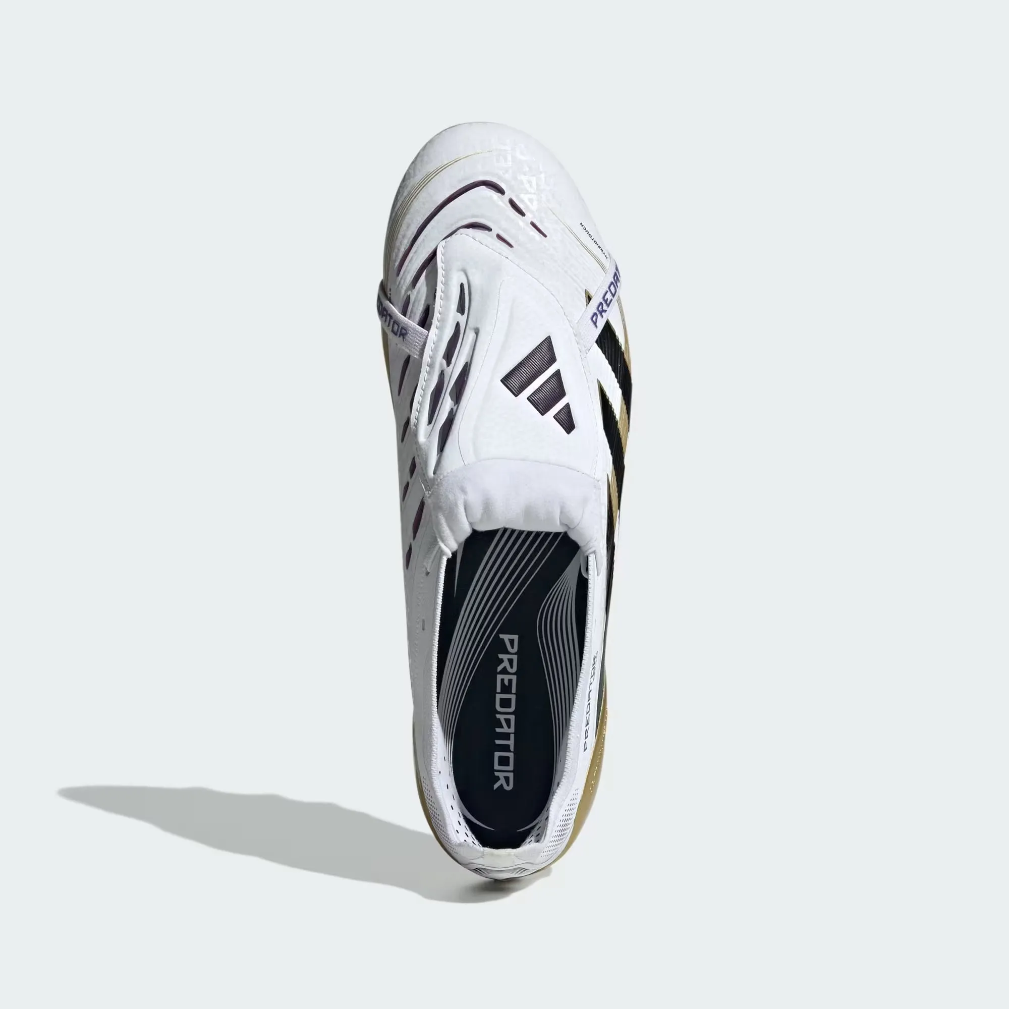 PREDATOR ELITE FT AG Game Surface Sharp Acceleration