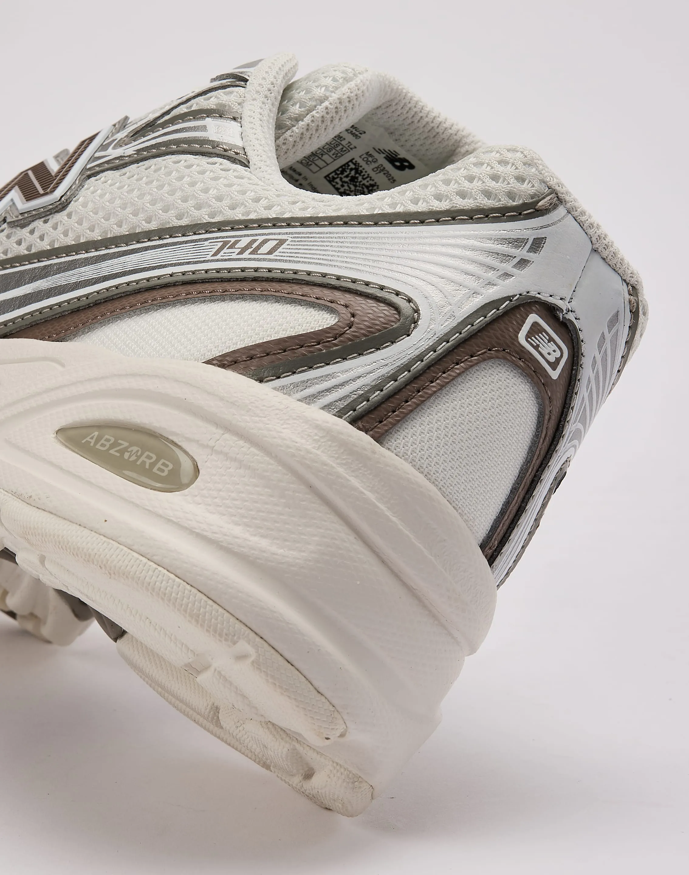 Cool Tone New Balance 740