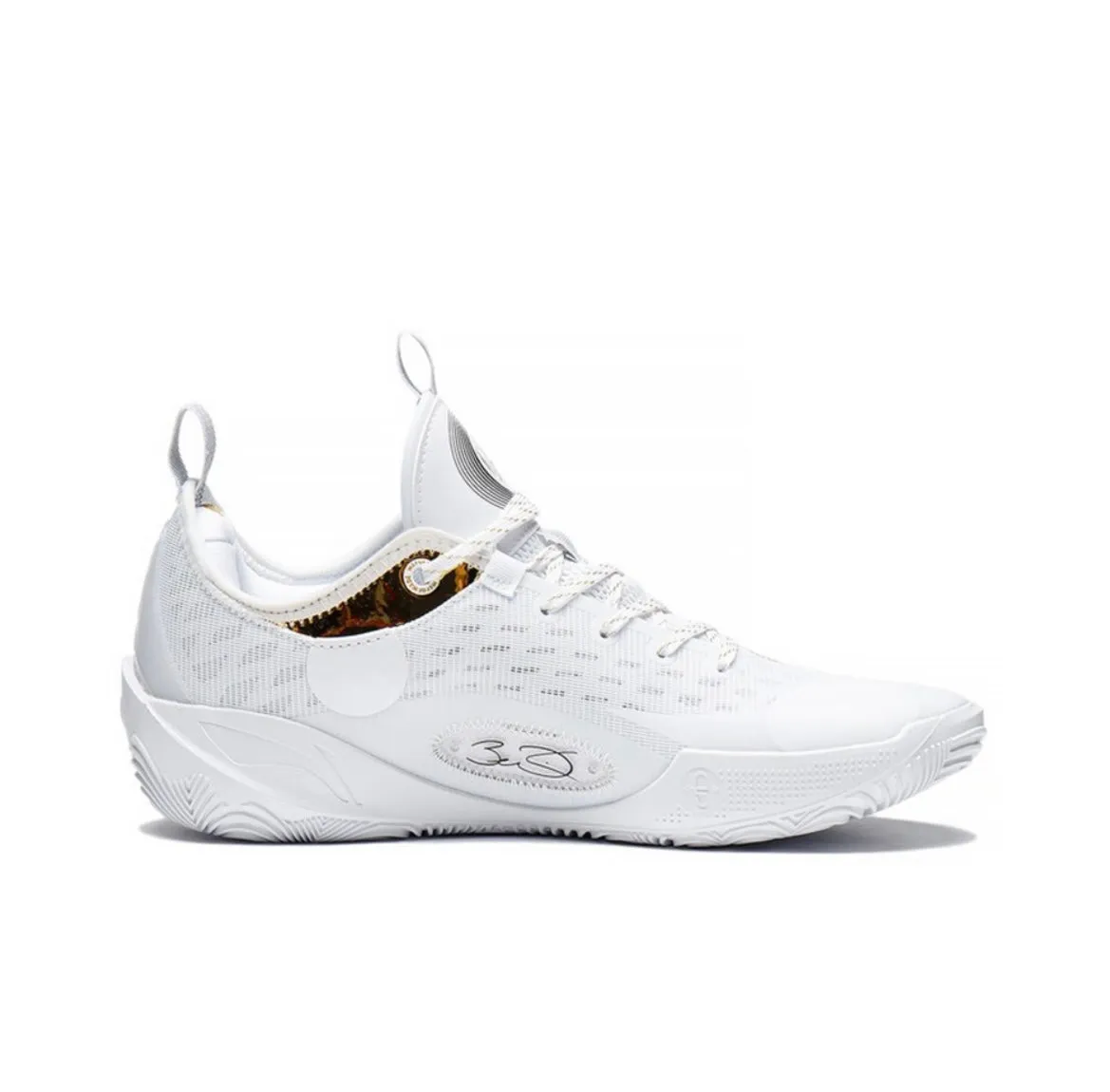 Li Ning Wade 808 2 - Dynasty Anatomical Shape Design