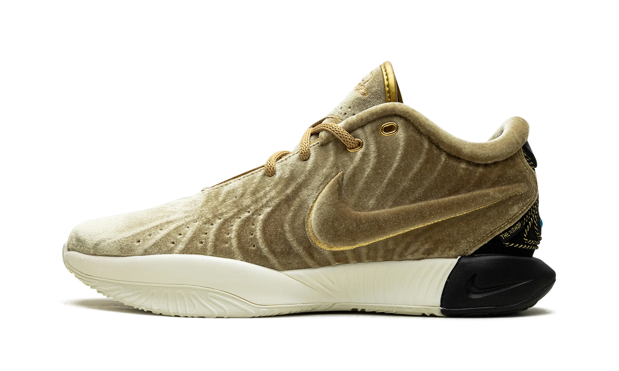 LeBron 21 EP "The Shop Nobility (Solid Sole)" Motion control Superior Durability