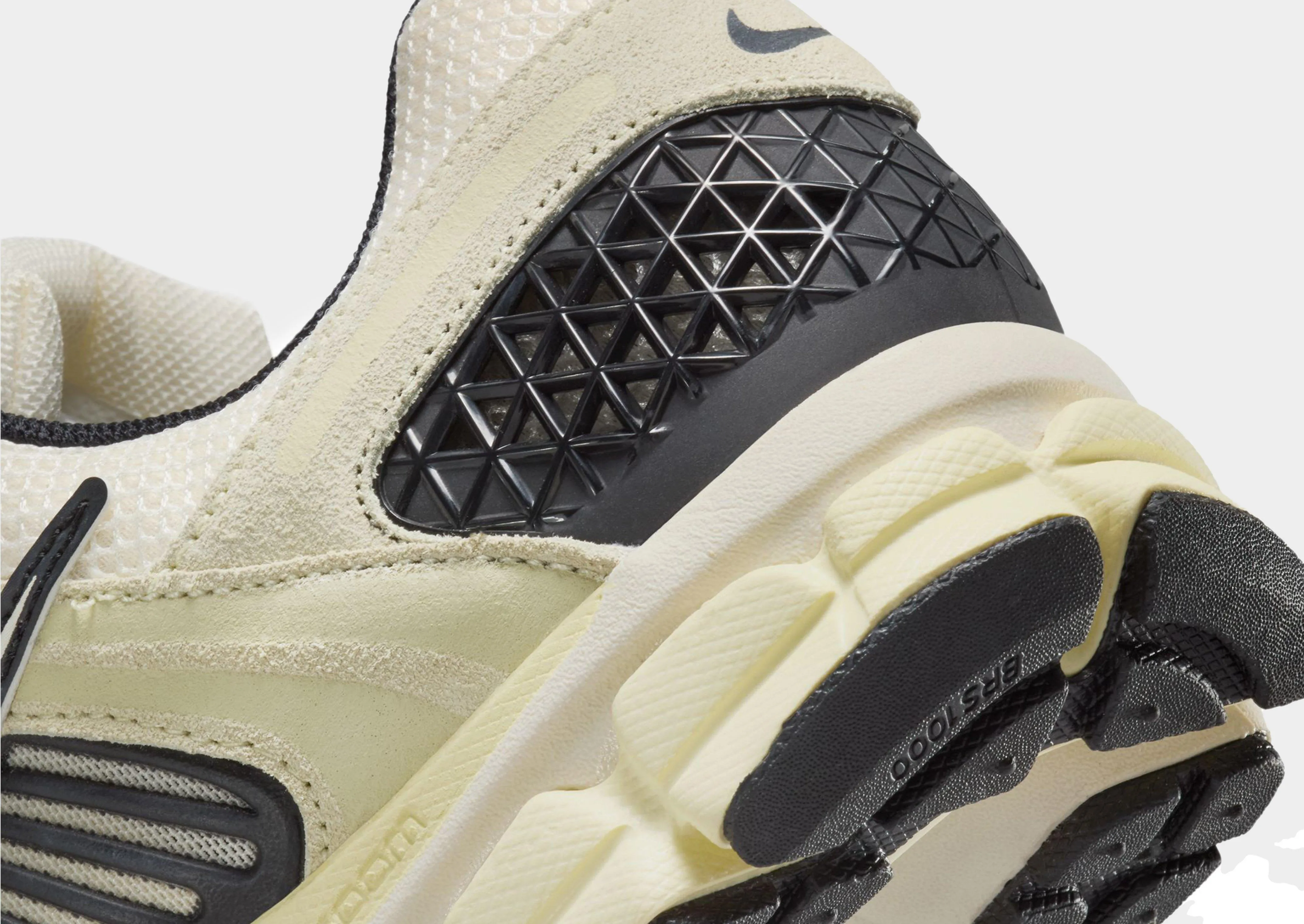 static - free shoes mountain - runner Zoom Vomero 5