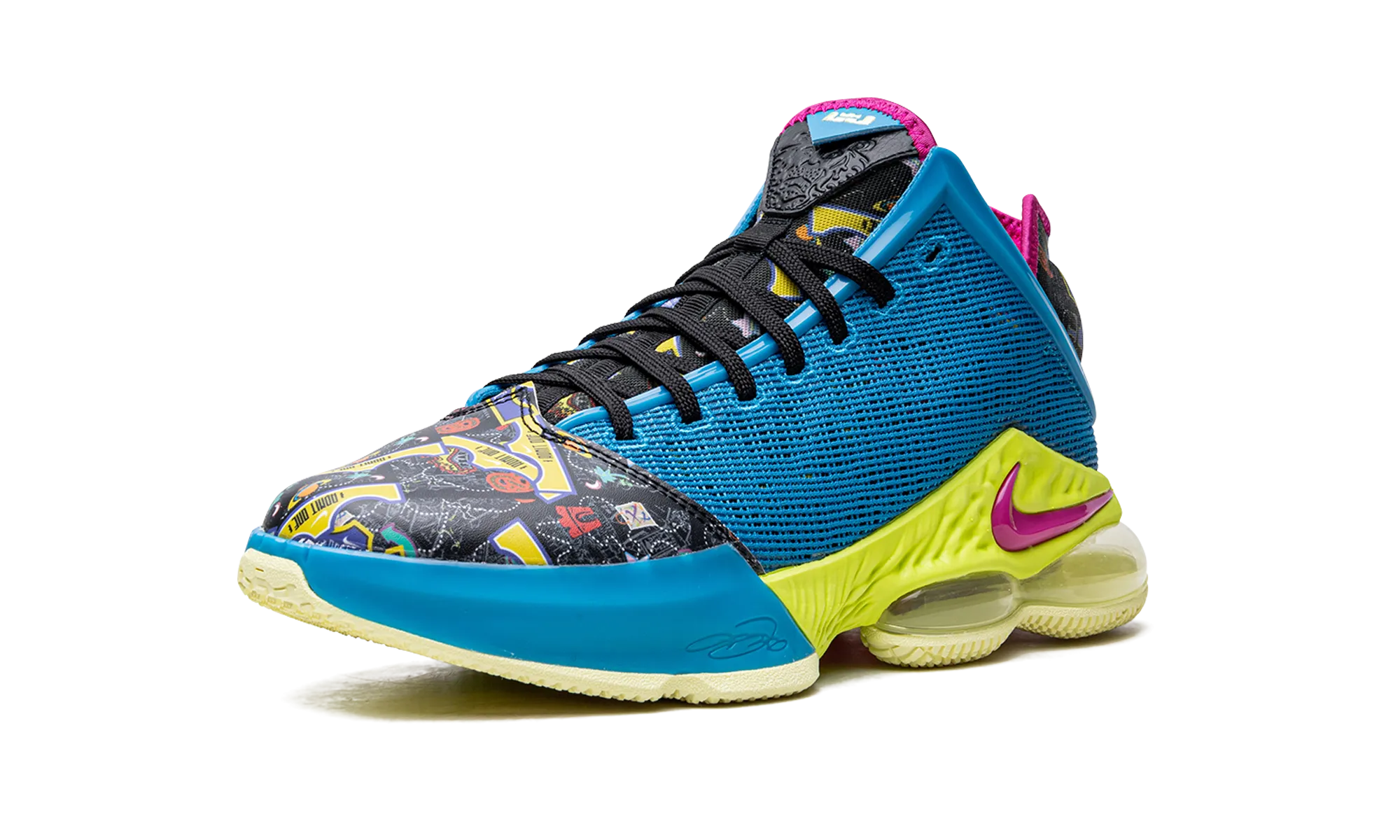 LeBron 19 Low "LeBronival" Ventilation Ports Structure
