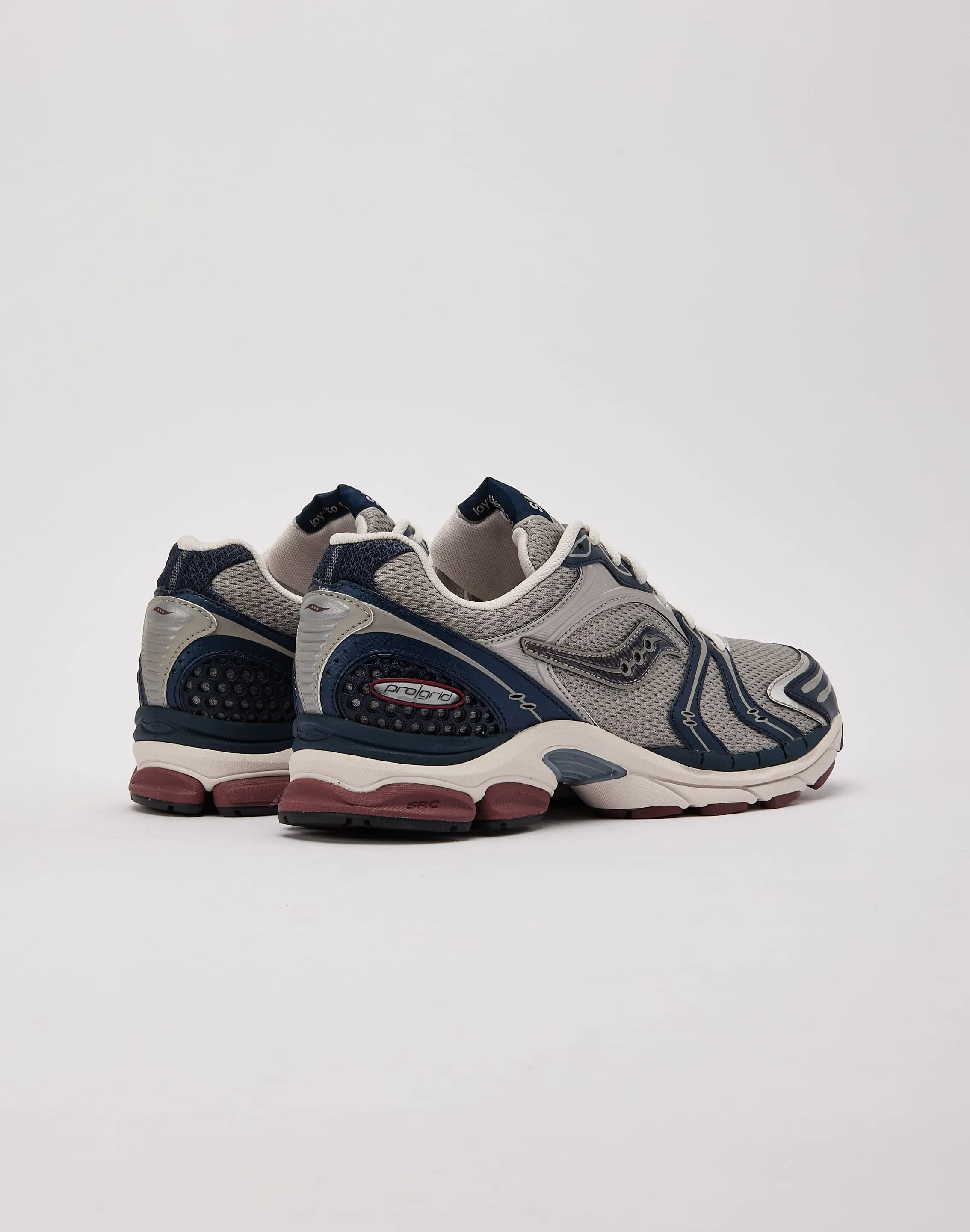 Breathable Material Saucony ProGrid Triumph 4