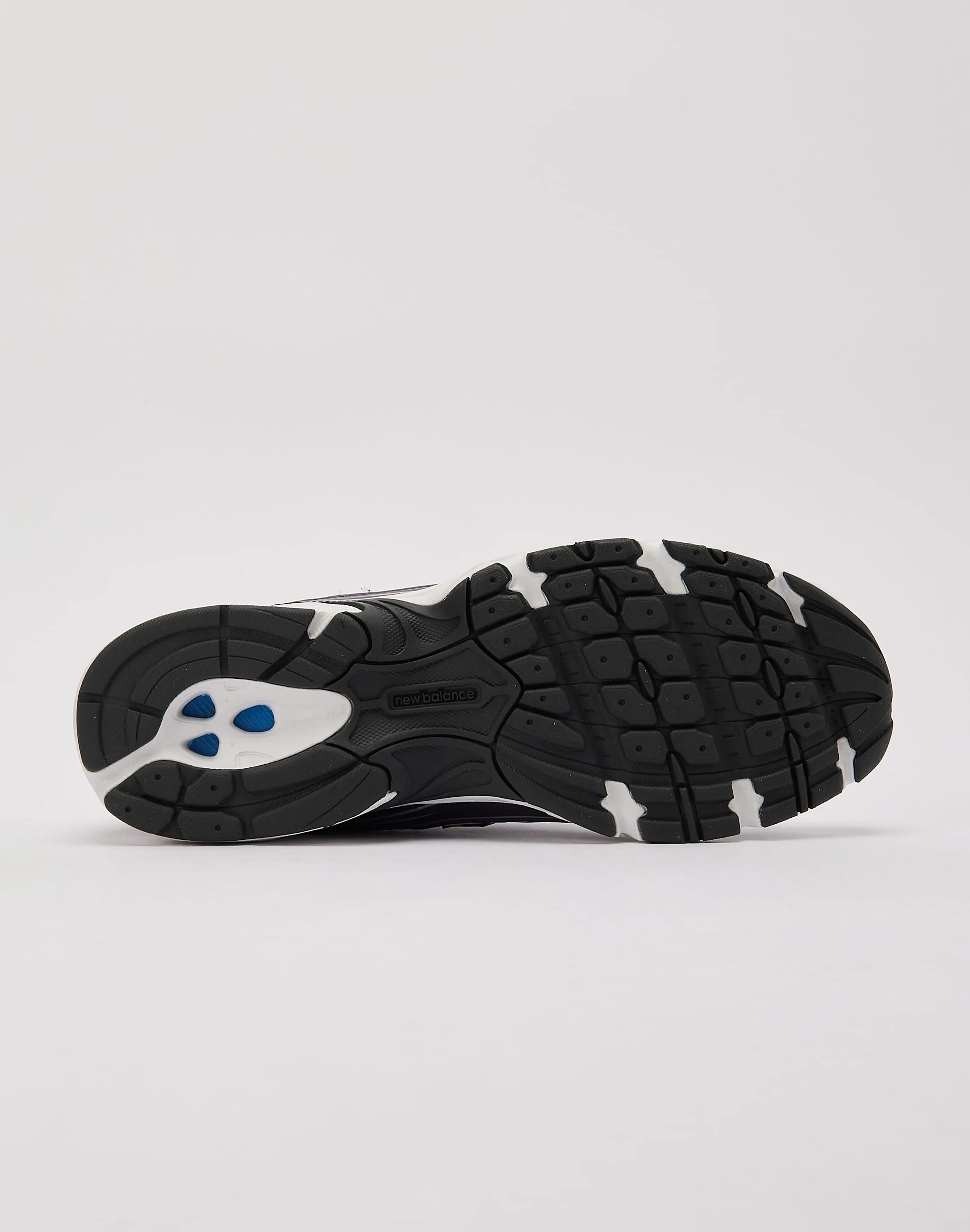 New Balance 740 Media Pop easy move