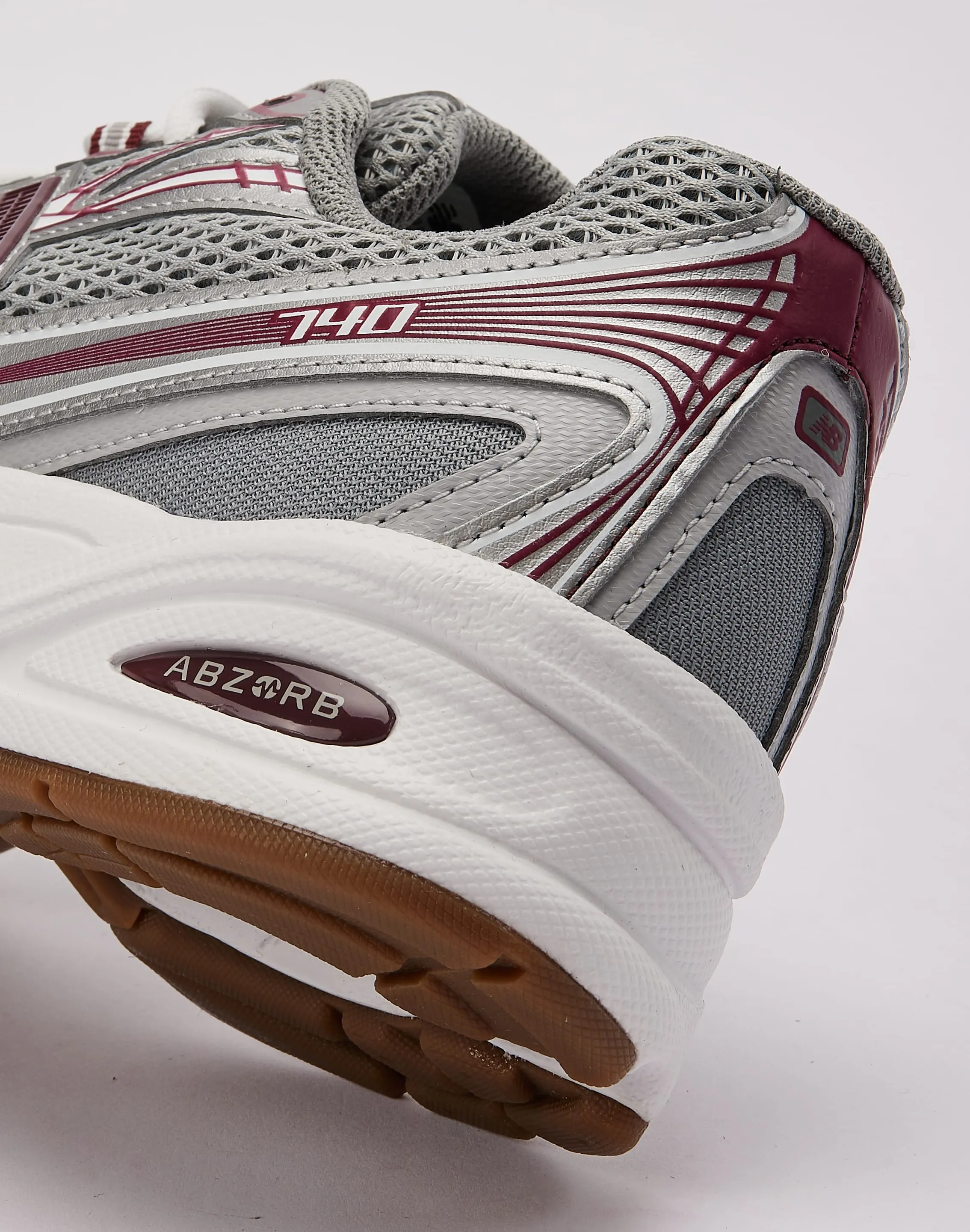 City Run Heat Mode New Balance 740
