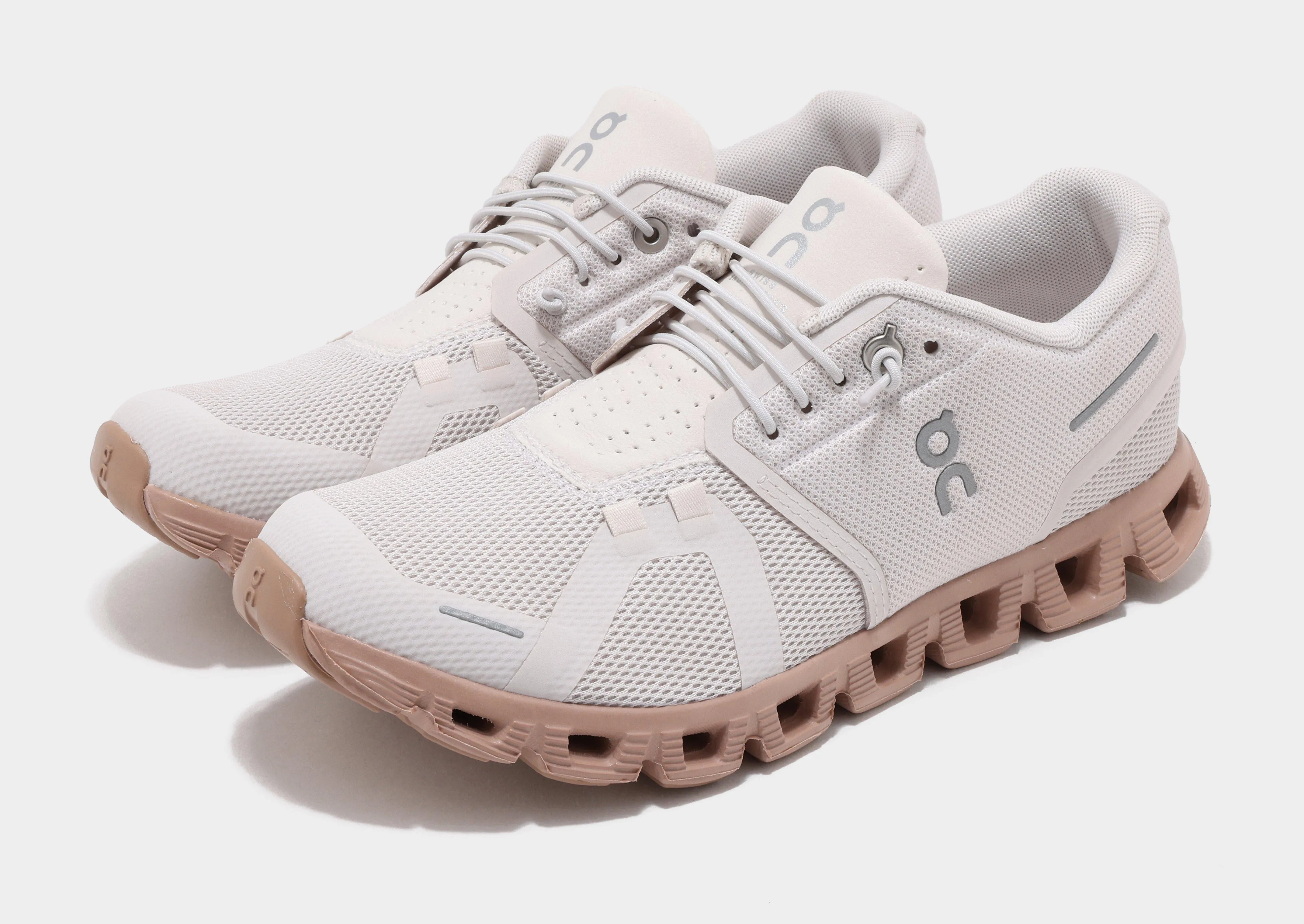 Crisp Look Built-In Support Cloud 5 Women's