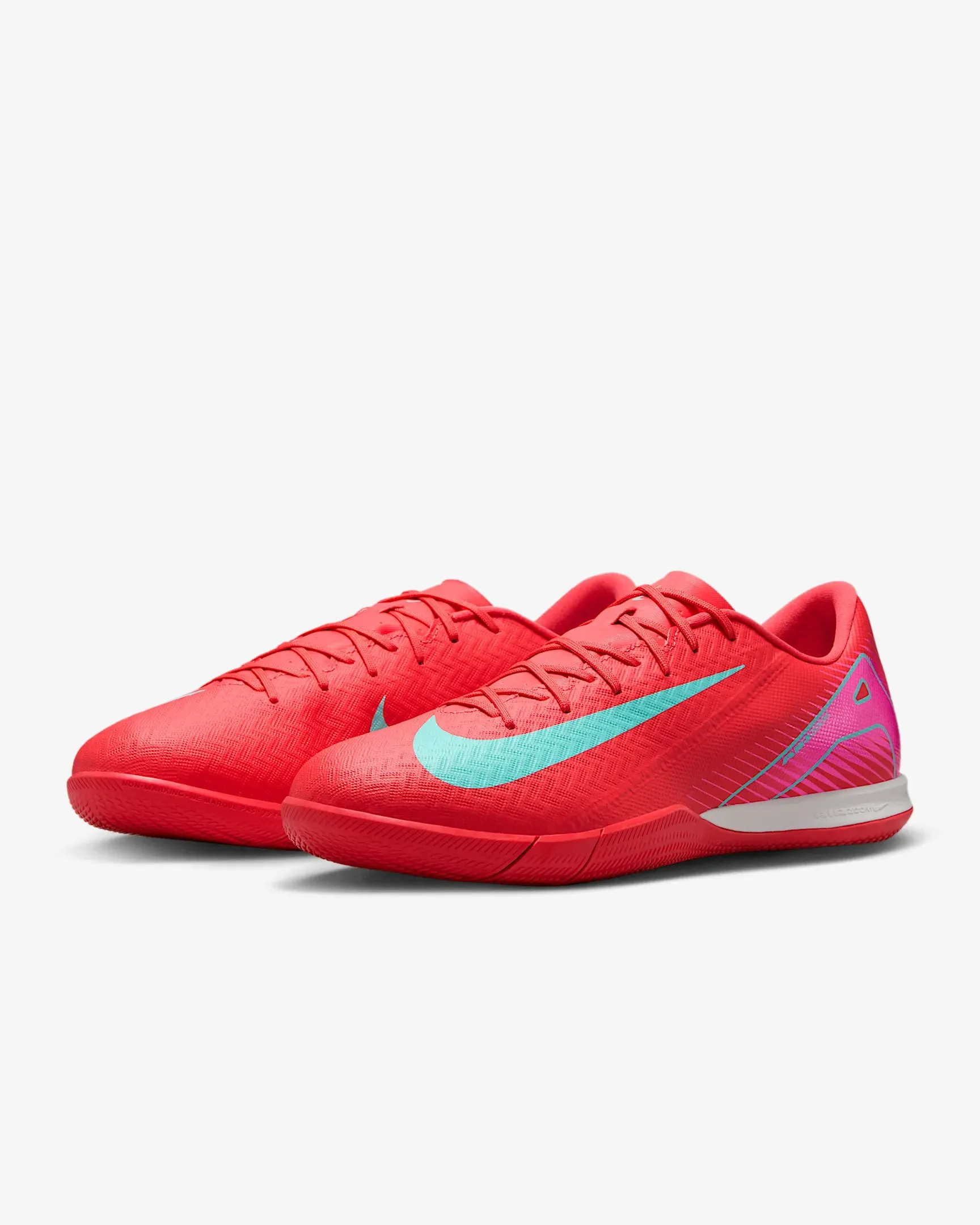 Supportive Base MERCURIAL VAPOR 16 ACADEMY IC