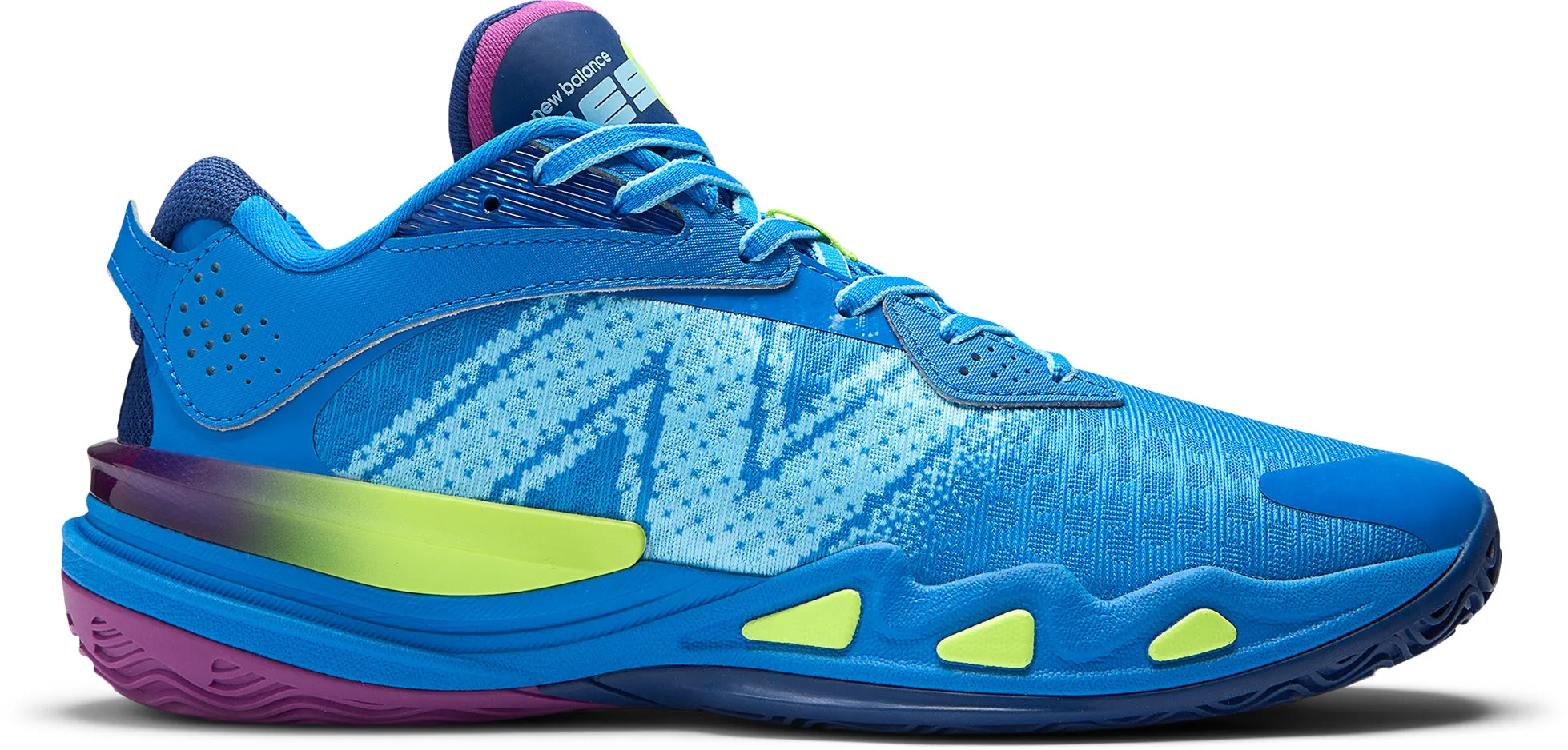 Hesi Low V2 Men's Basketball Shoes (Width D) Form Ease