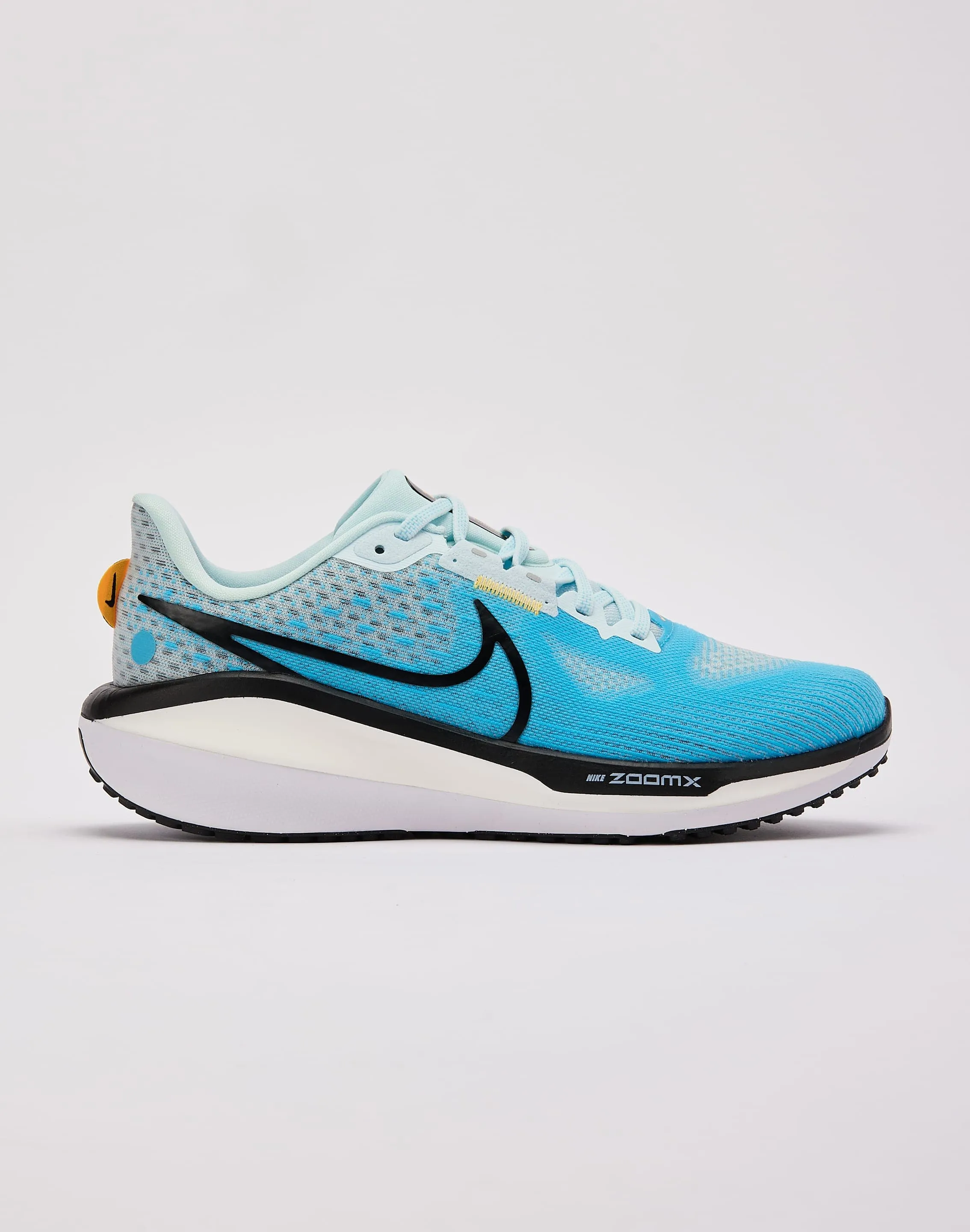Nike Vomero 17 Foam Base Step Tall